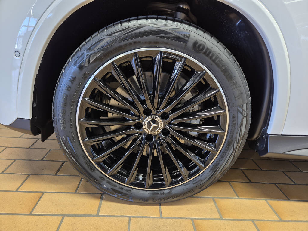 MERCEDES-BENZ GLC 300 de 4Matic AMG Line EQ Star-image-19