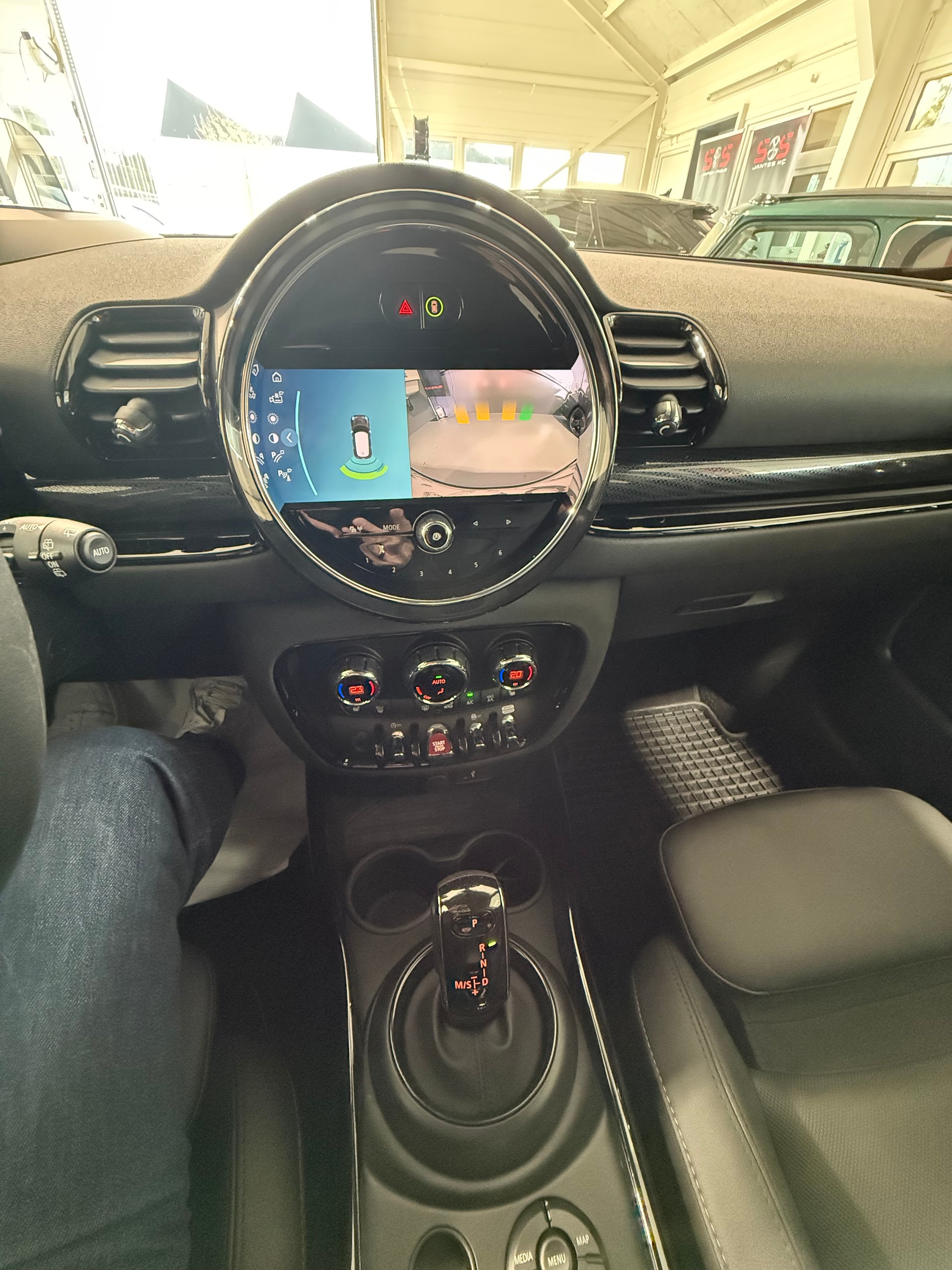 MINI Clubman Cooper Untold Edition Steptronic DKG-image-8