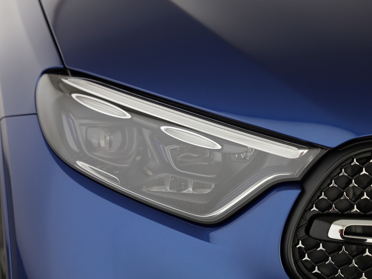 MERCEDES-BENZ GLC 220 d 4Matic 9G-Tronic-image-19