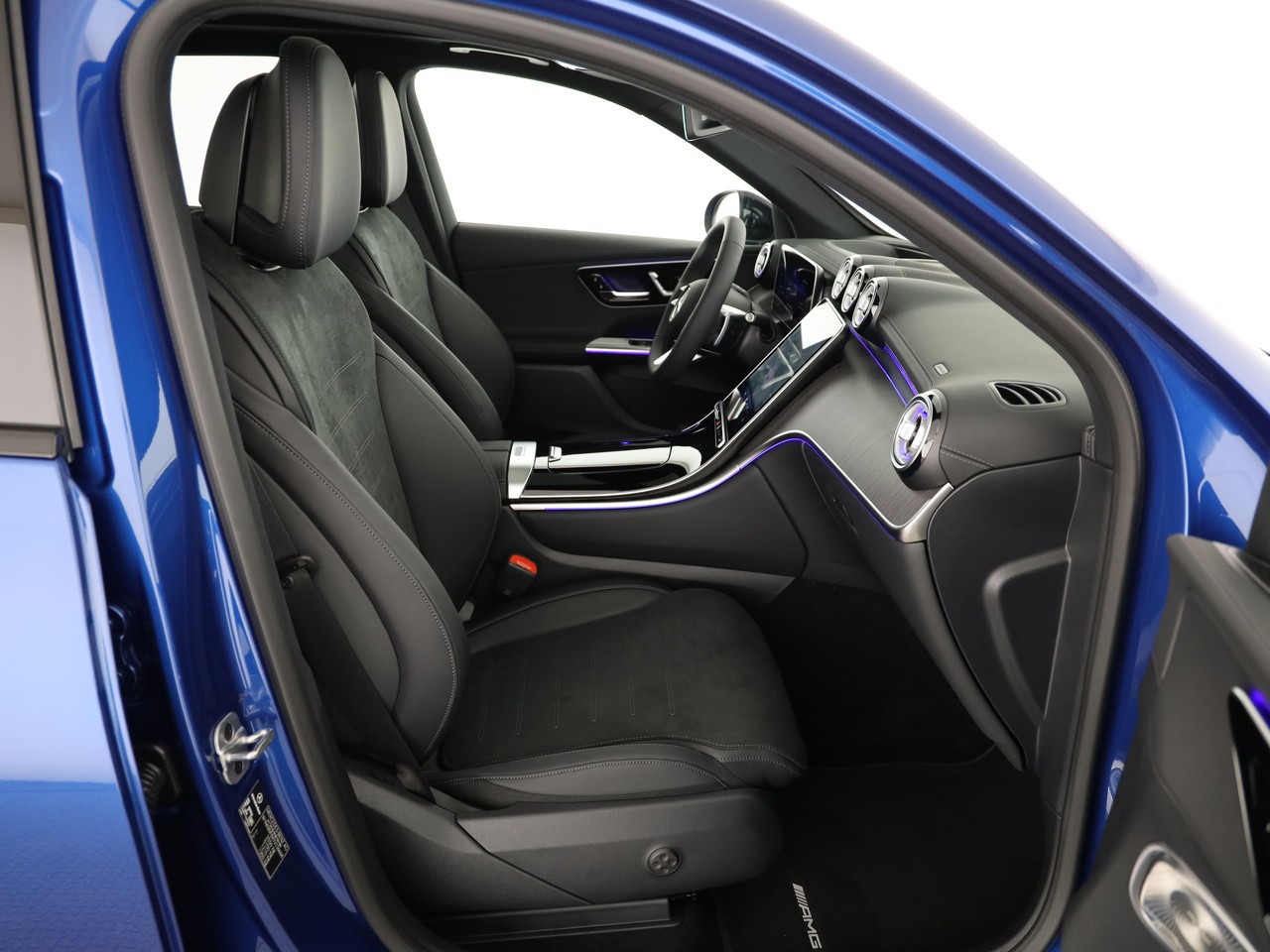 MERCEDES-BENZ GLC 220 d 4Matic 9G-Tronic-image-9