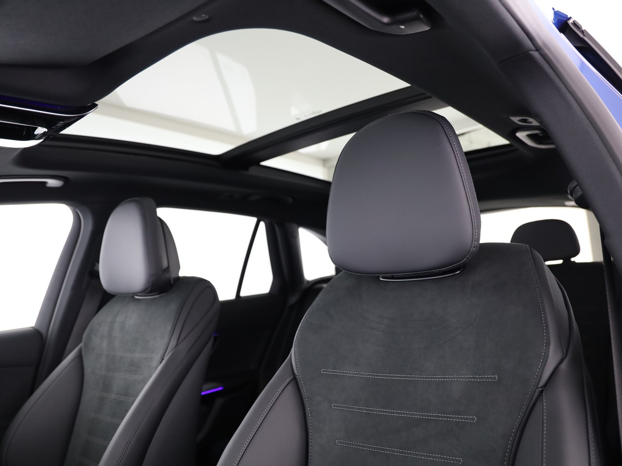 MERCEDES-BENZ GLC 220 d 4Matic 9G-Tronic-image-6