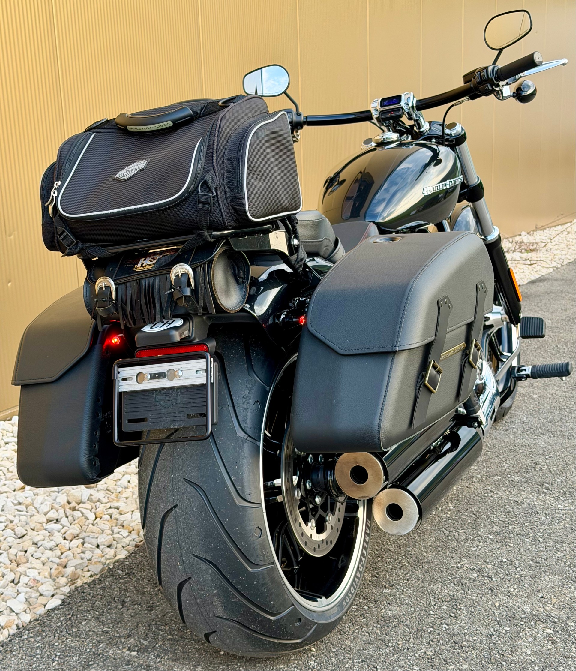 HARLEY-DAVIDSON FXBR Breakout 107 ABS-image-5