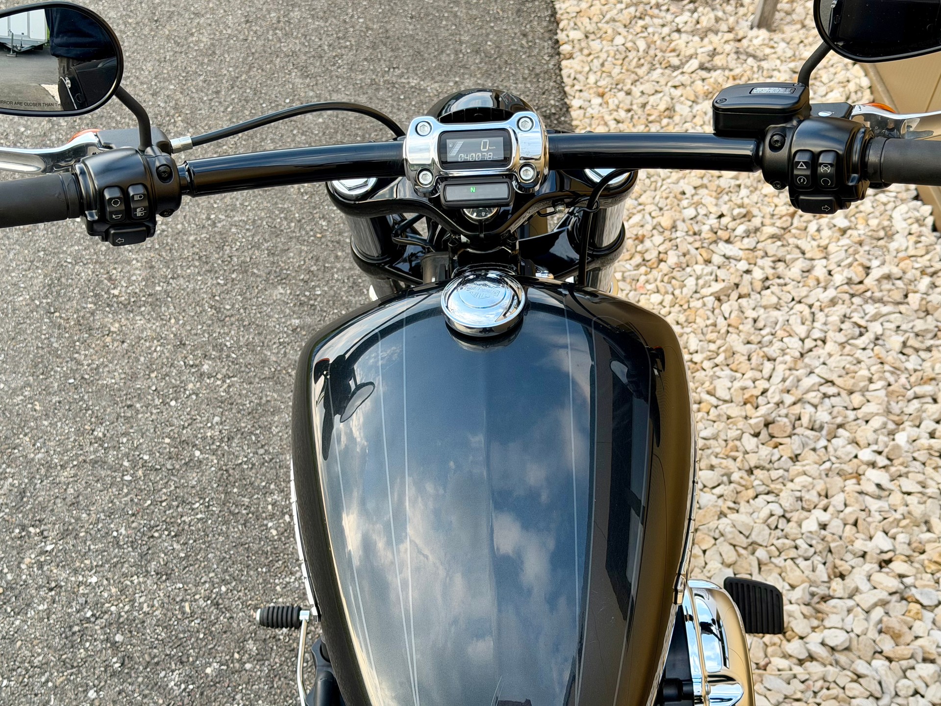 HARLEY-DAVIDSON FXBR Breakout 107 ABS-image-15