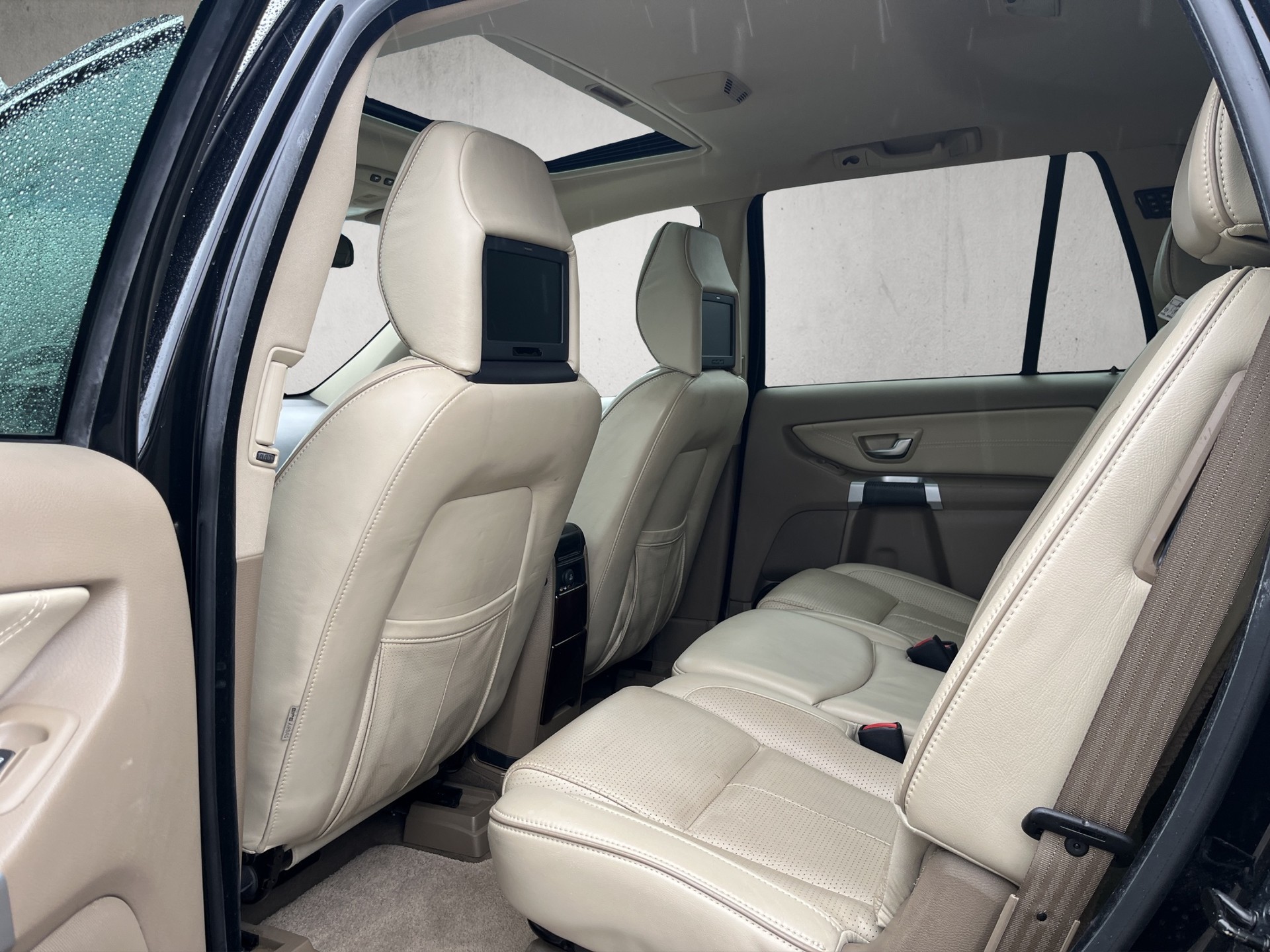 VOLVO XC90 D5 AWD Executive Geartronic-image-11
