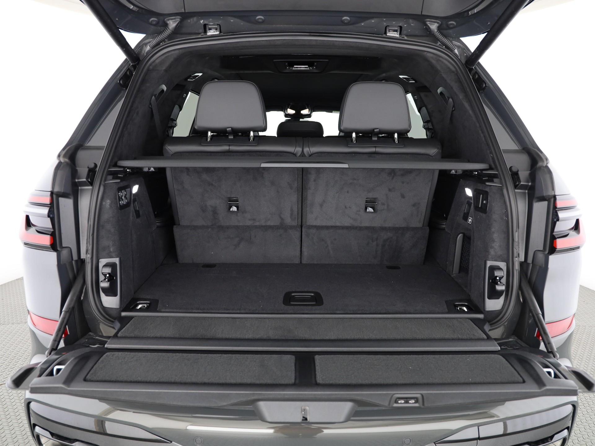 BMW X7 40d xDrive SAG-image-5