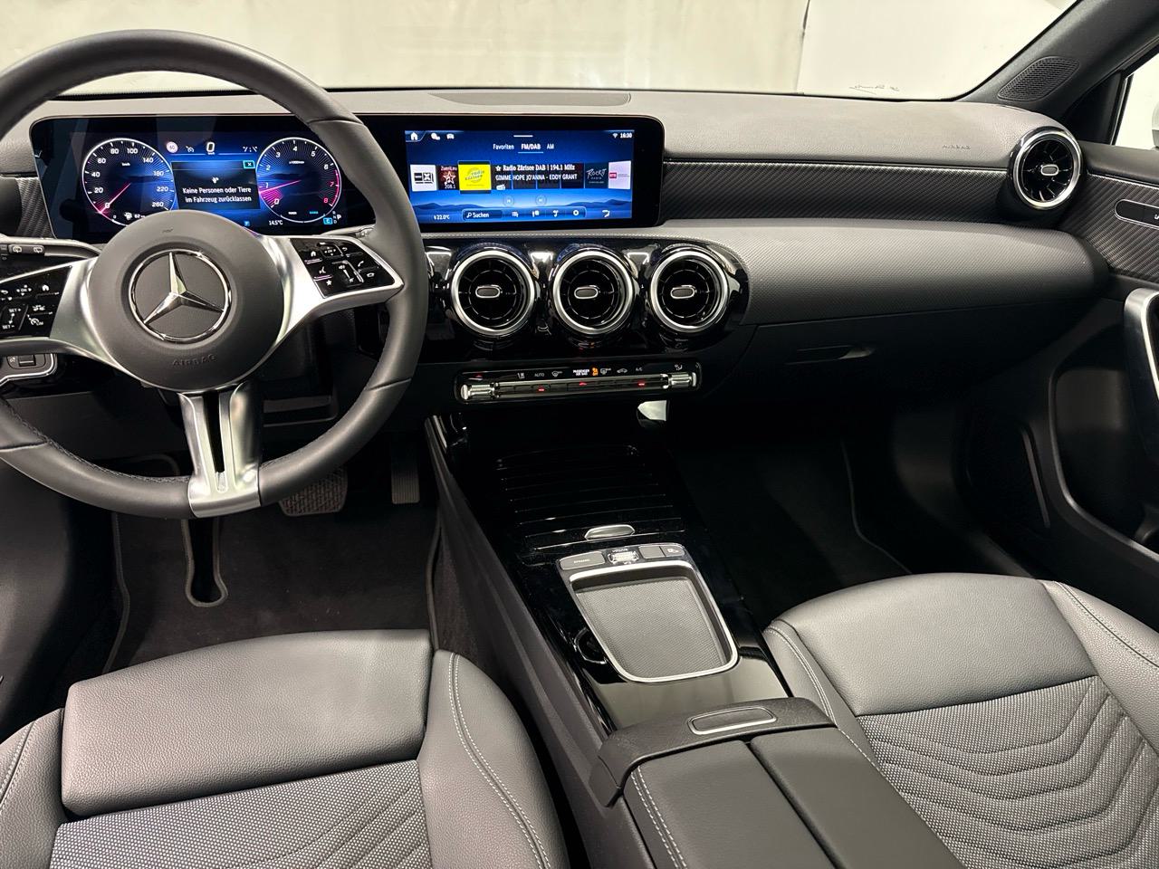 MERCEDES-BENZ A 180 Sportline 7G-DCT-image-5