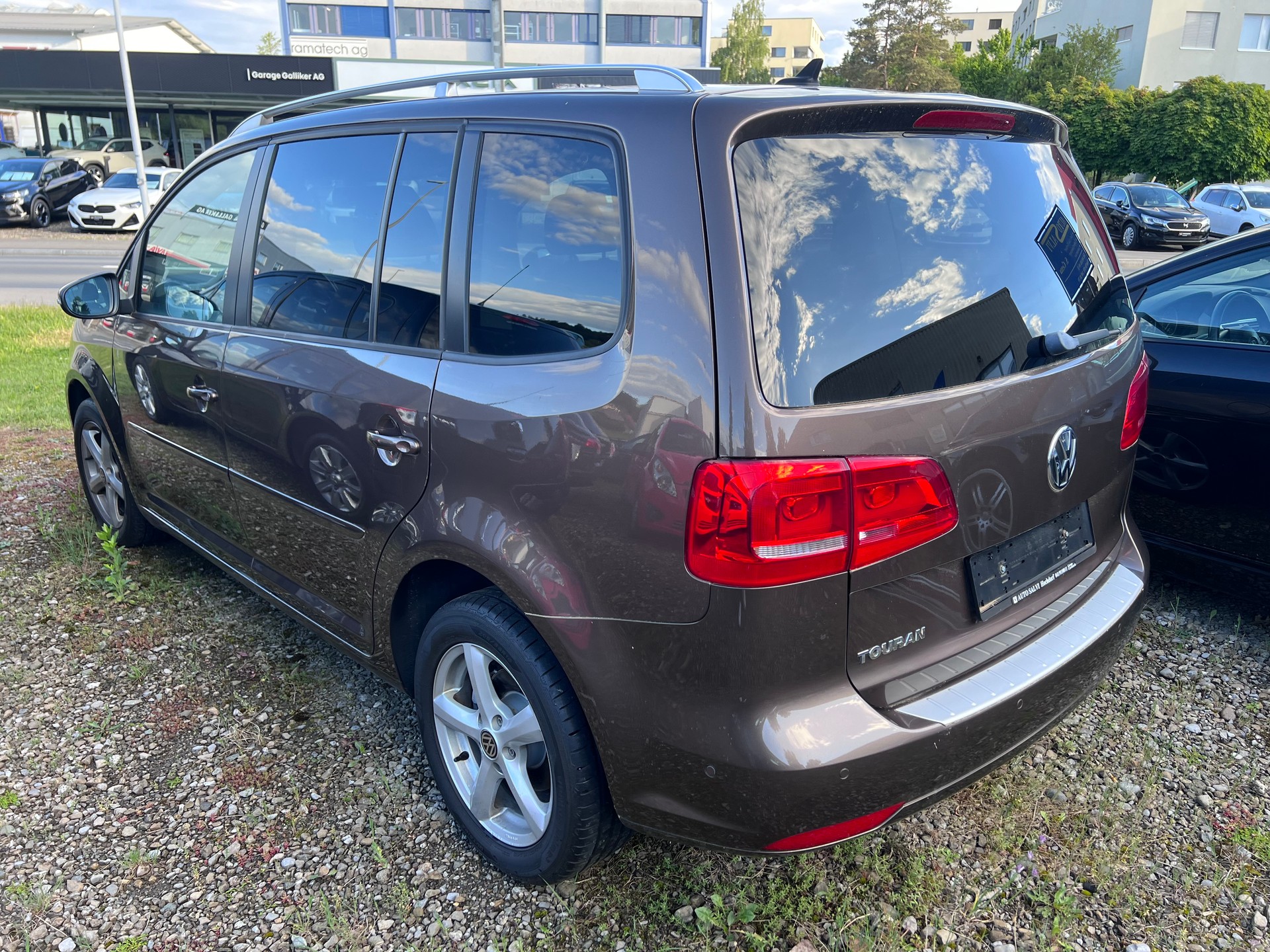 VW Touran 1.6 TDI Comfortline DSG 7-Platz Die Getriebelager sind neu gewechselt, und die Kupplung ist auch neu.-image-2