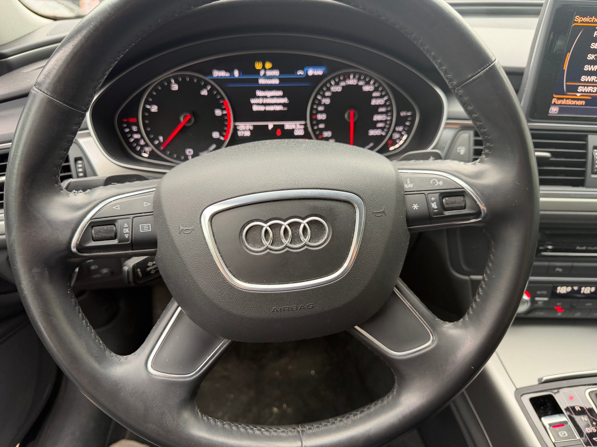 AUDI A6 Avant 3.0 TDI V6 quattro S-tronic-image-6