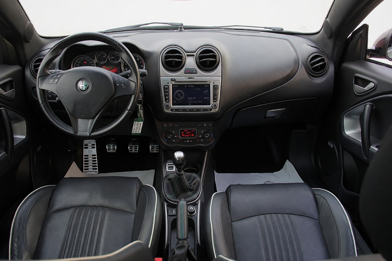 ALFA ROMEO MiTo 1.4 TB Quadrifoglio Verde-image-9