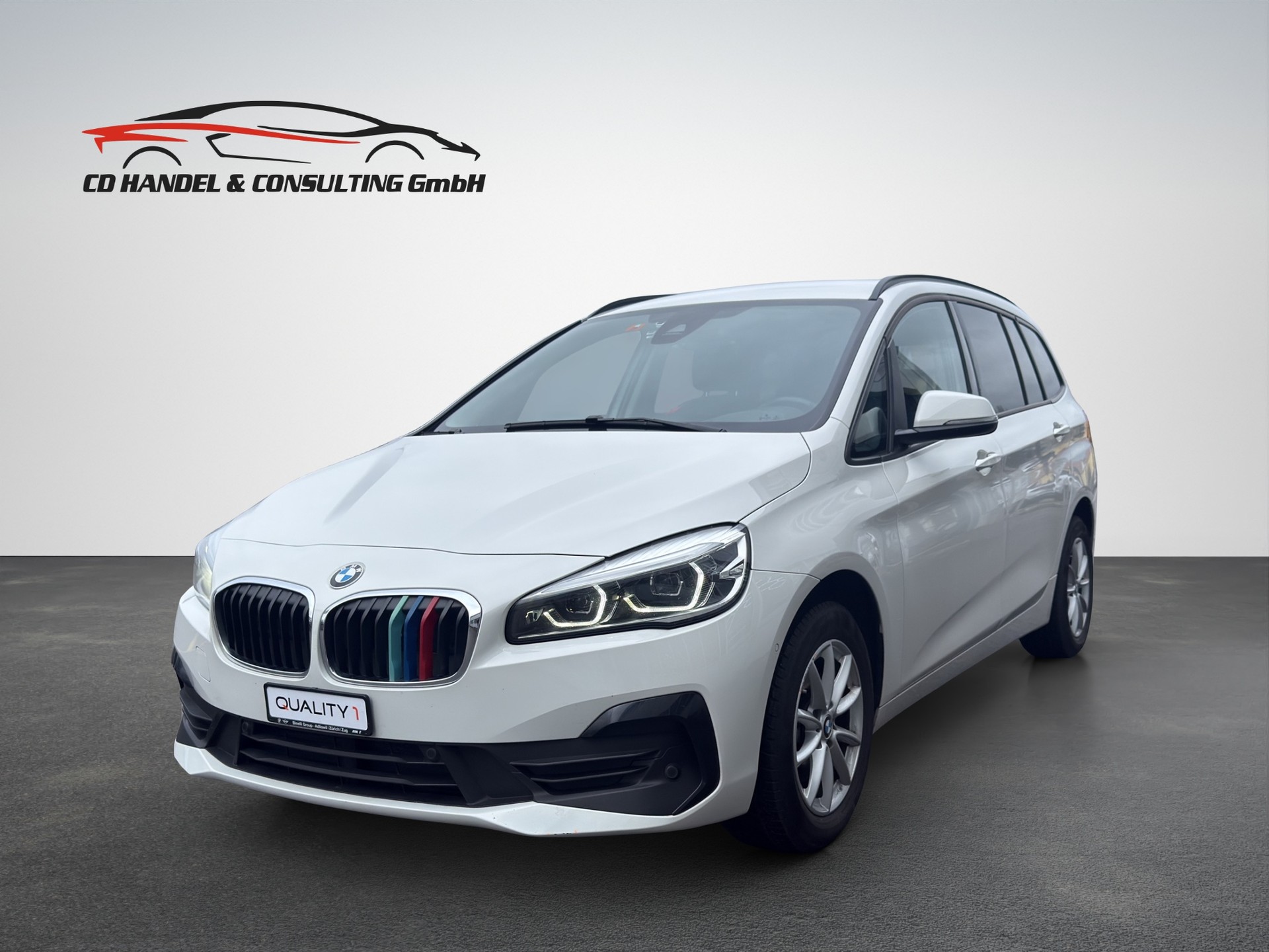 BMW 216d Gran Tourer DKG Luxury Line-image-2