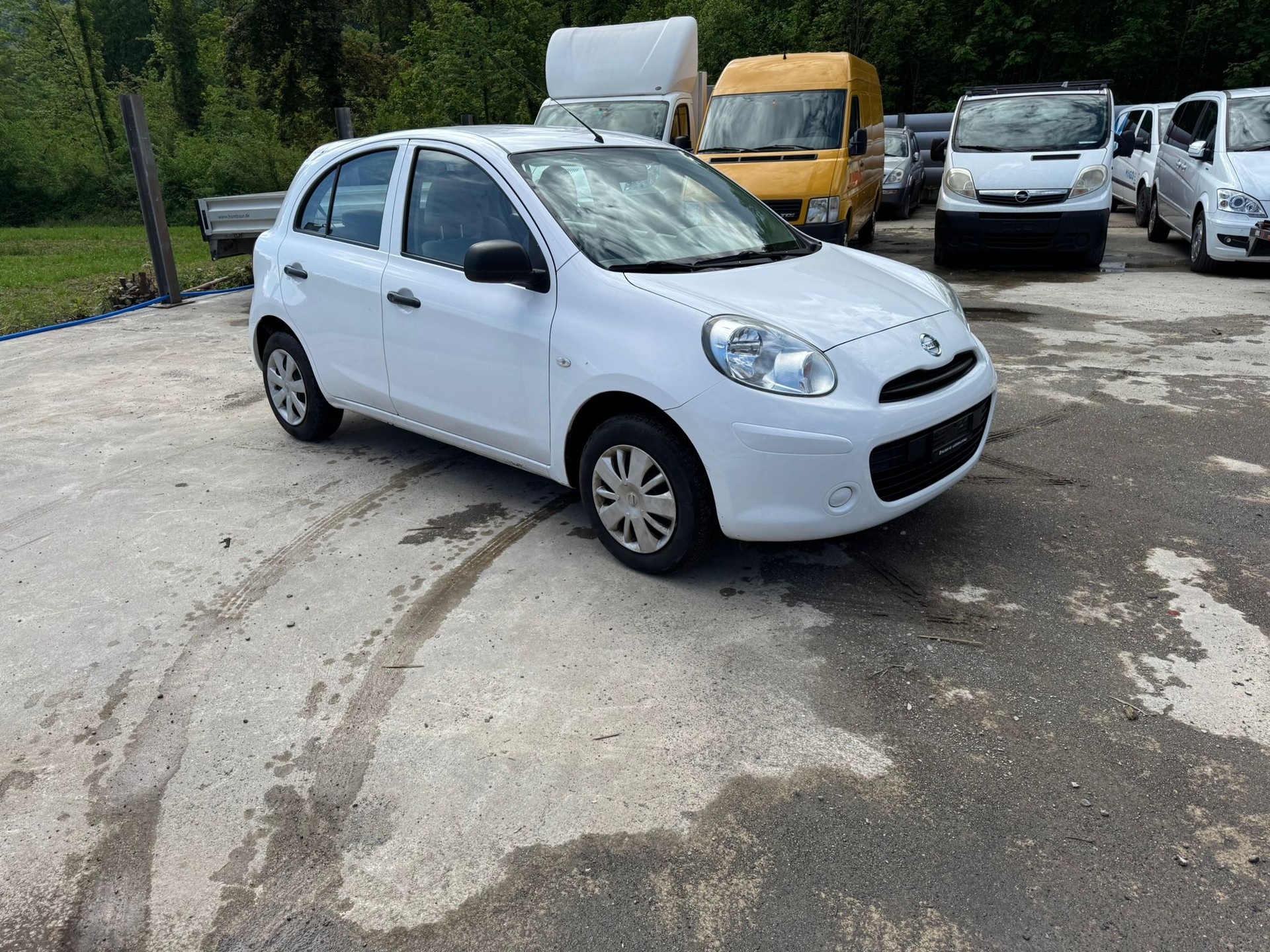 NISSAN Micra 1.2 acenta-showroom-element-1