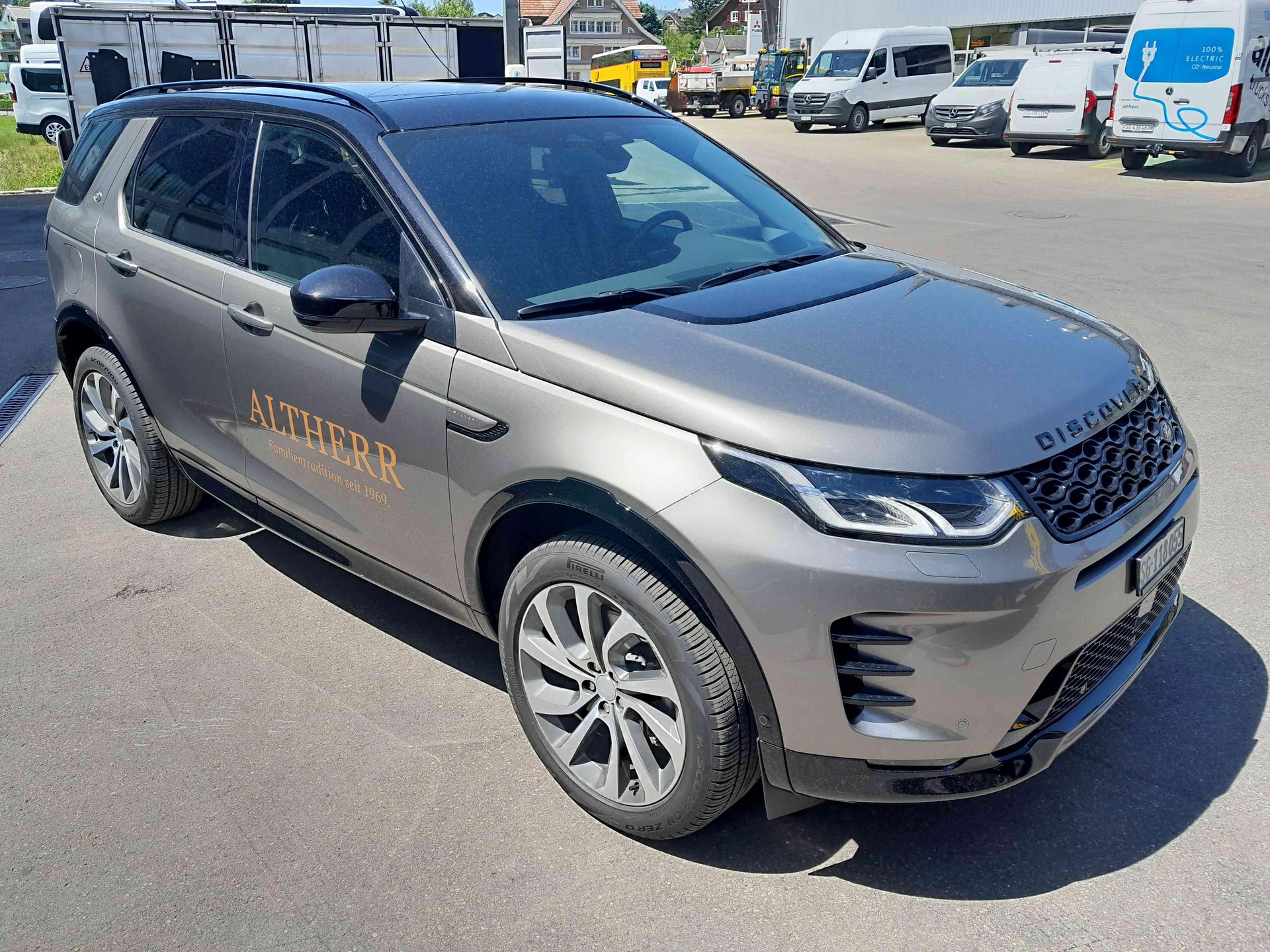 LAND ROVER Discovery Sport 1.5 T 270e Dynamic HSE-image-6