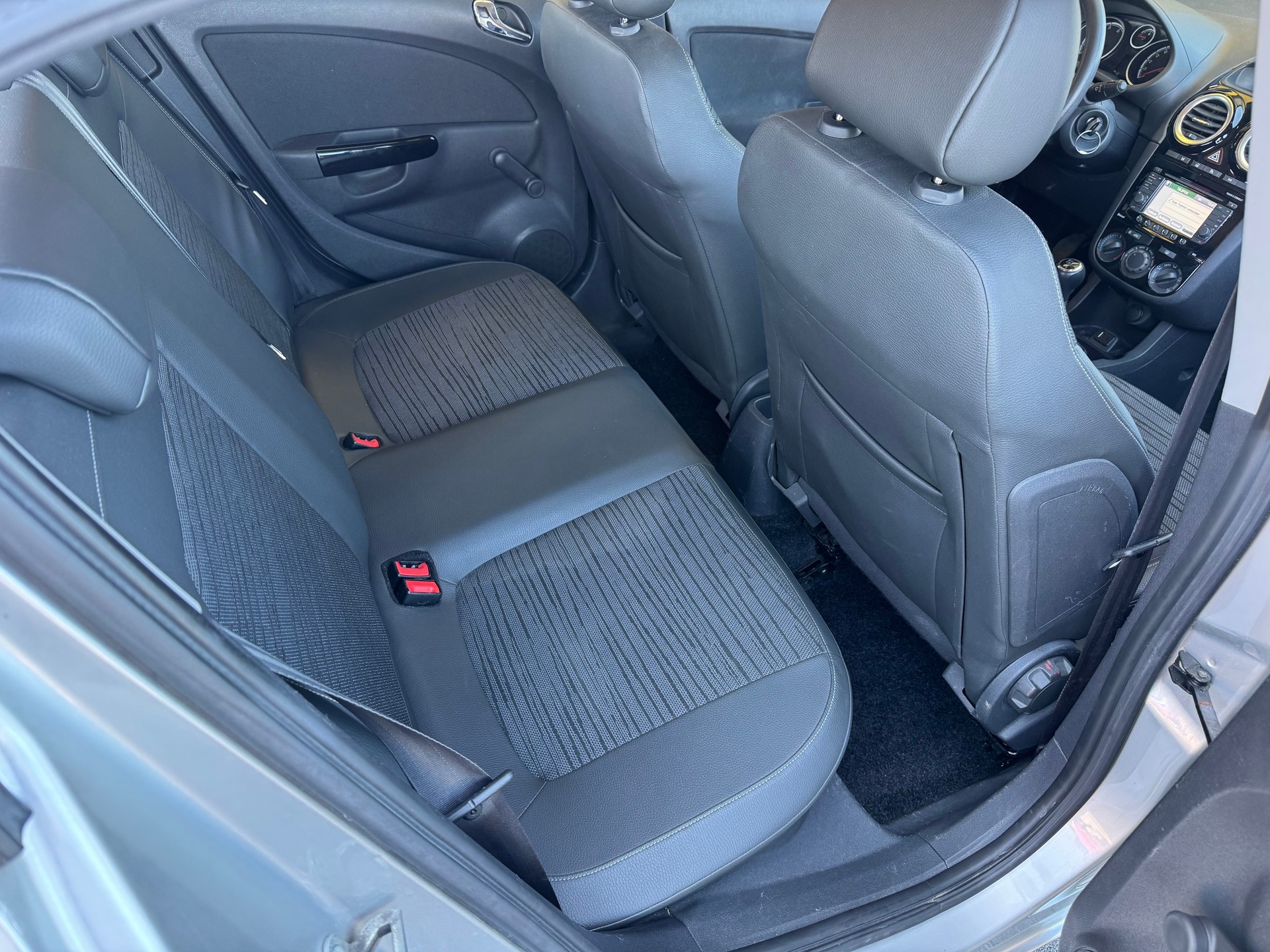 OPEL Corsa 1.3 CDTI ecoFLEX Active Edition-image-14