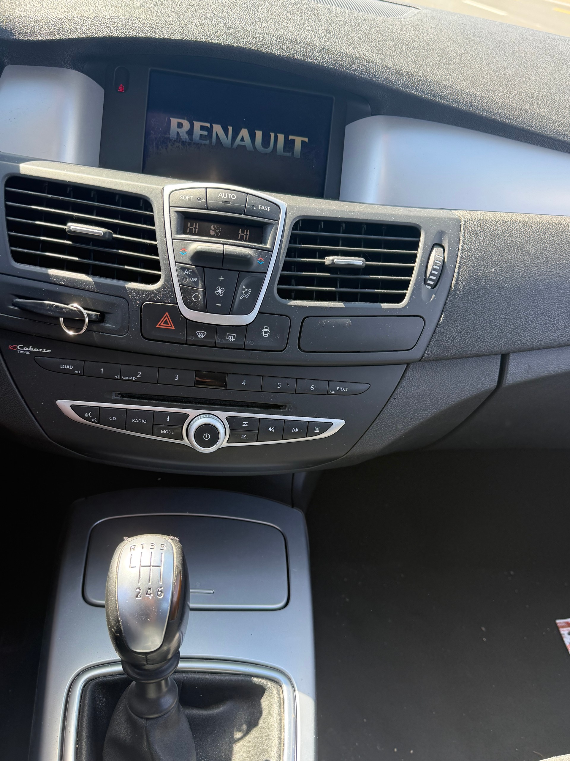 RENAULT Laguna Grandtour 2.0 16V Dynamique-image-6