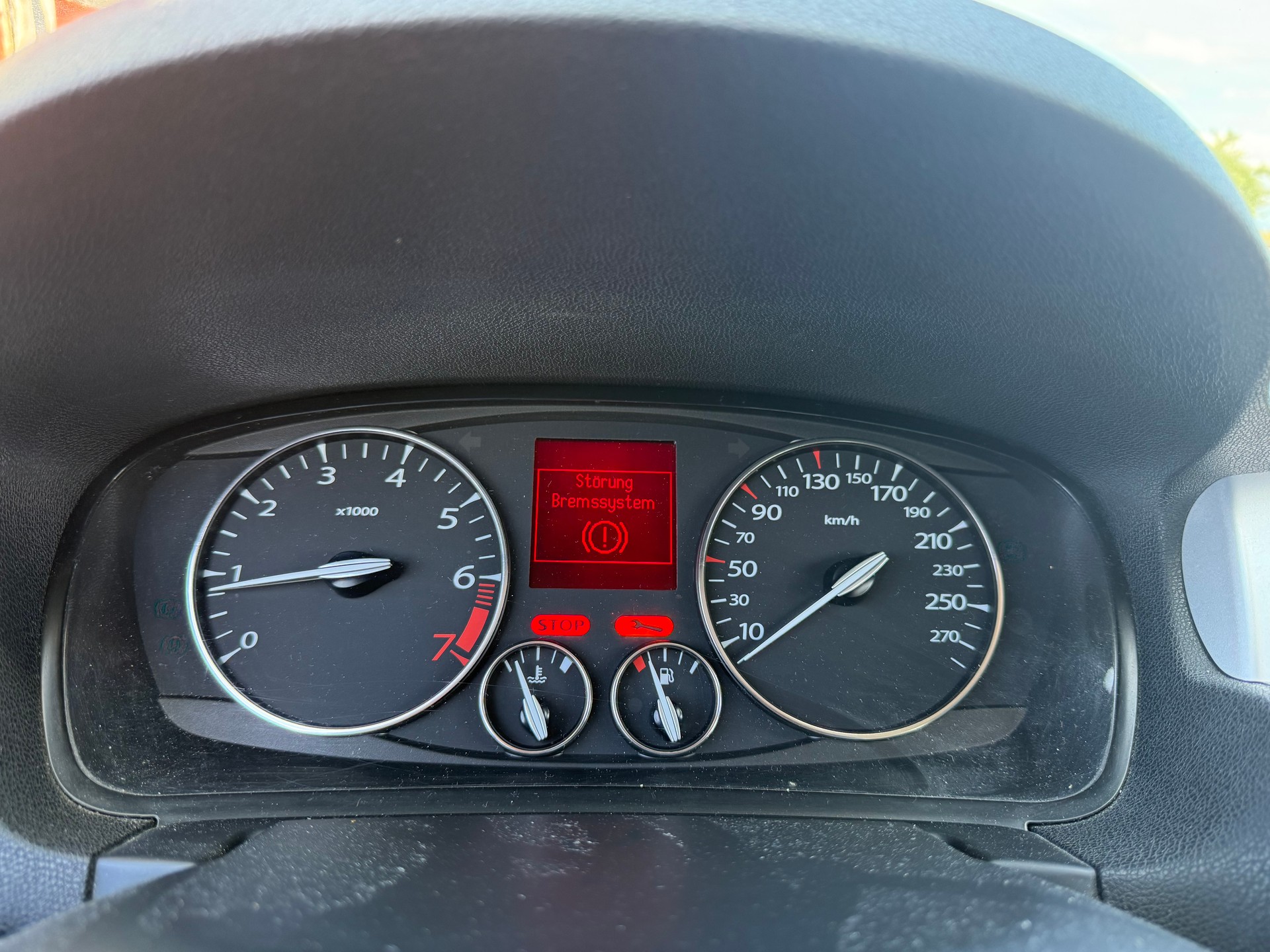 RENAULT Laguna Grandtour 2.0 16V Dynamique-image-8