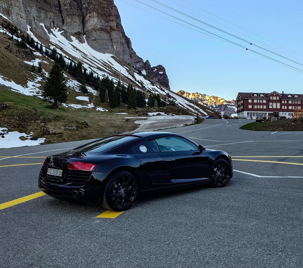 AUDI R8 Coupé 4.2 R-Tronic-image-1