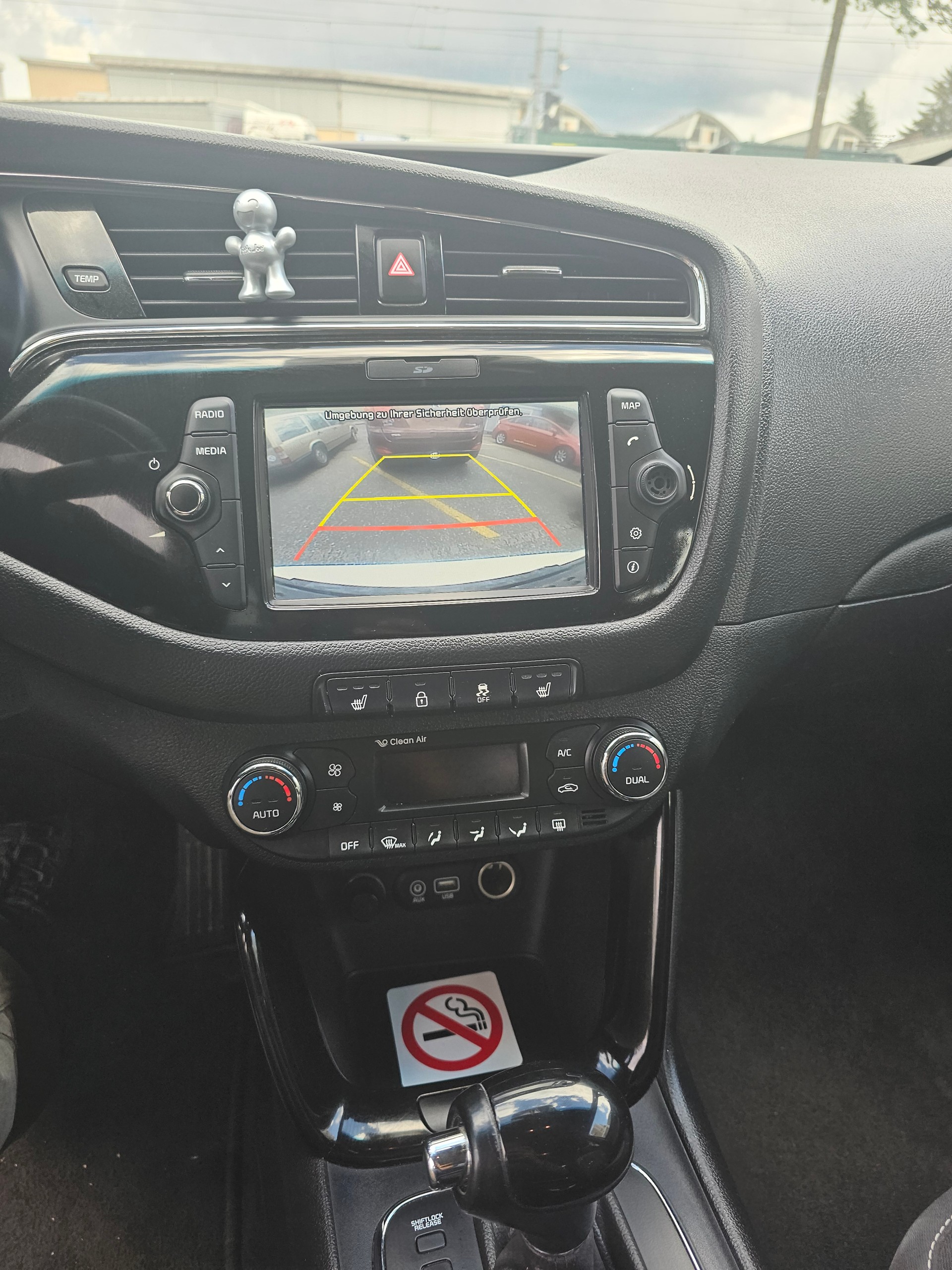 KIA Cee'd Sportswagon 1.6 GDi Style DCT-image-11