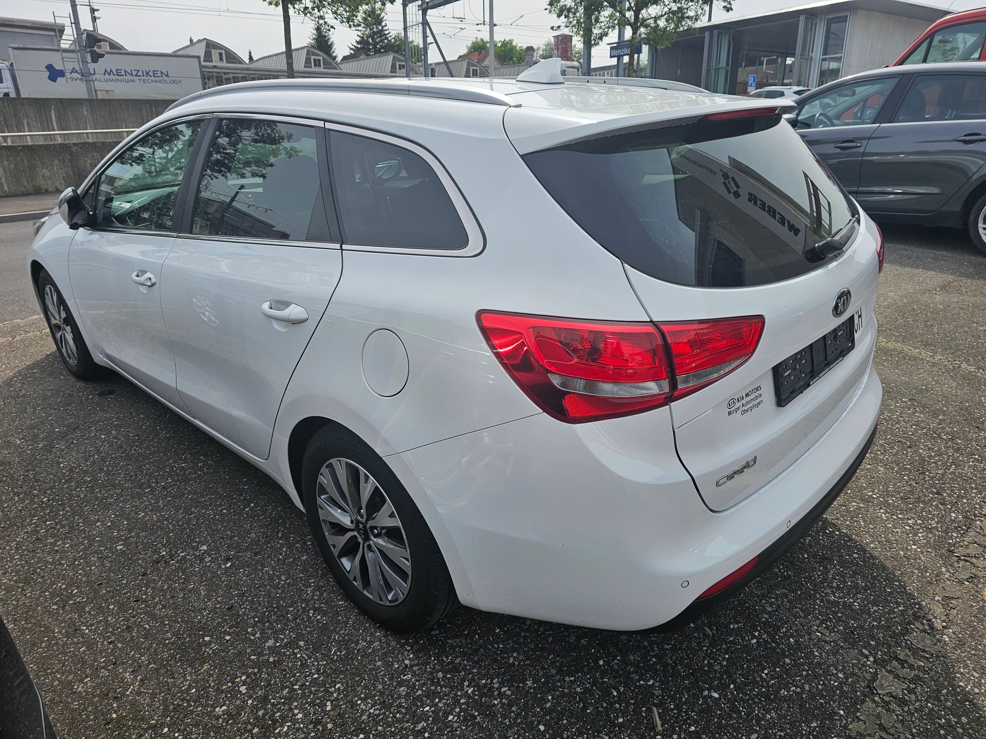 KIA Cee'd Sportswagon 1.6 GDi Style DCT-image-3
