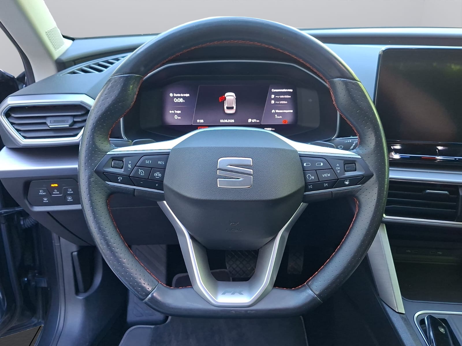 SEAT Leon ST 1.4 eHybrid pHEV DSG FR-image-14