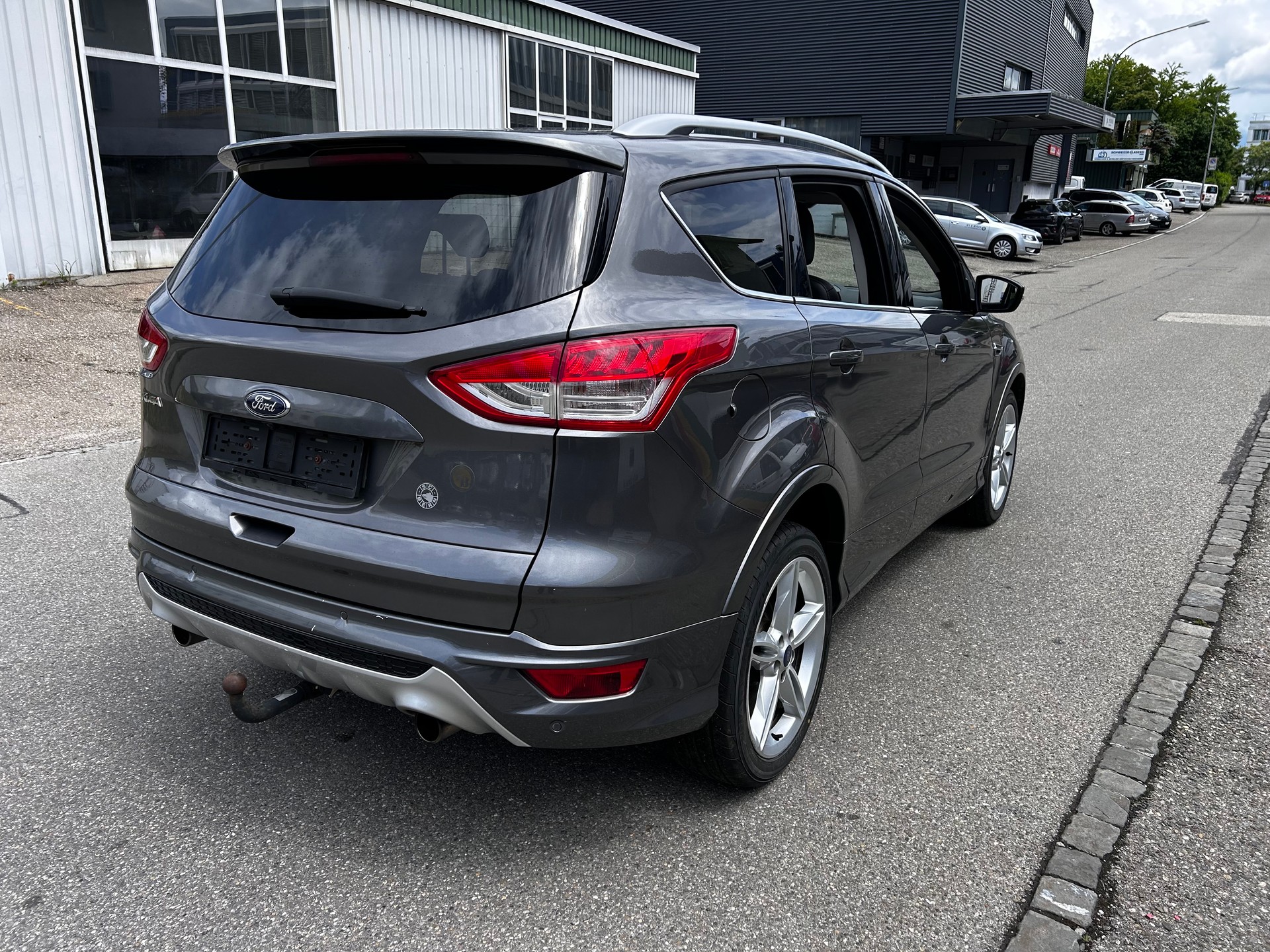 FORD Kuga 1.6 SCTi Titanium S 4WD Automatic-image-4
