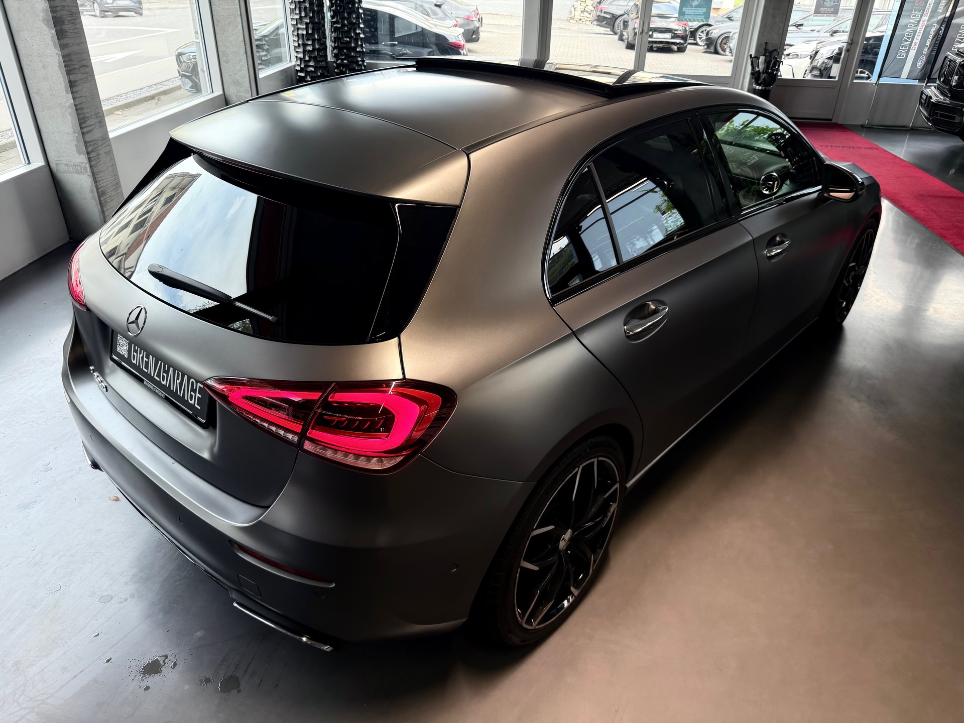 MERCEDES-BENZ A 200 Progressive 7G-DCT-image-5