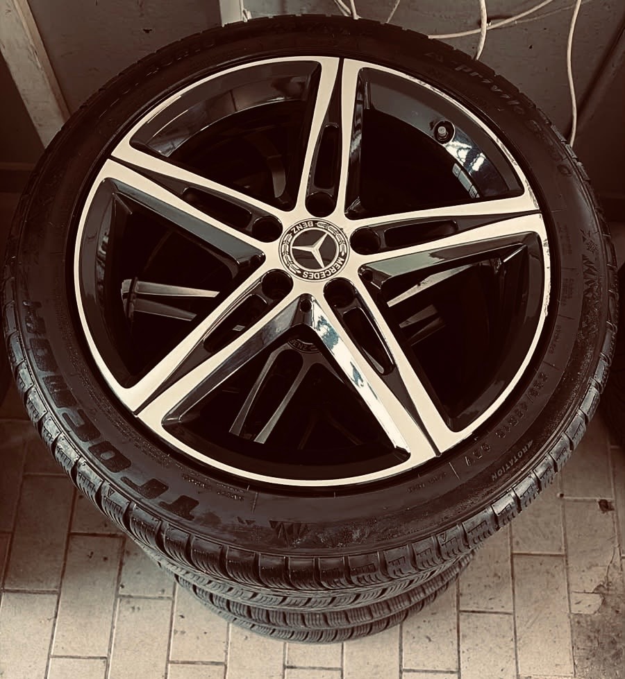 MERCEDES-BENZ A 200 Progressive 7G-DCT-image-16
