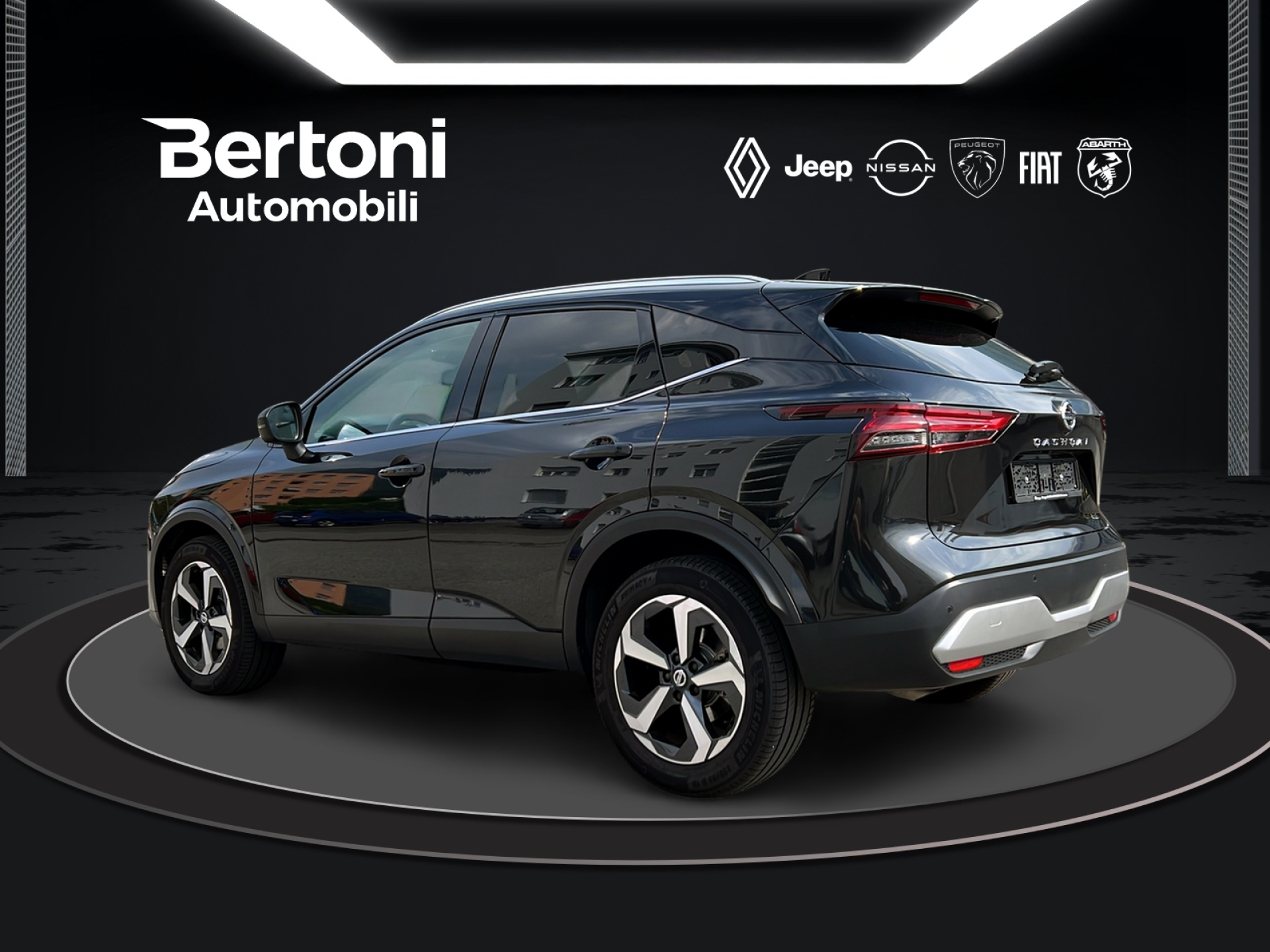 NISSAN Qashqai 1.3 MHEV Prem. Ed-showroom-element-2