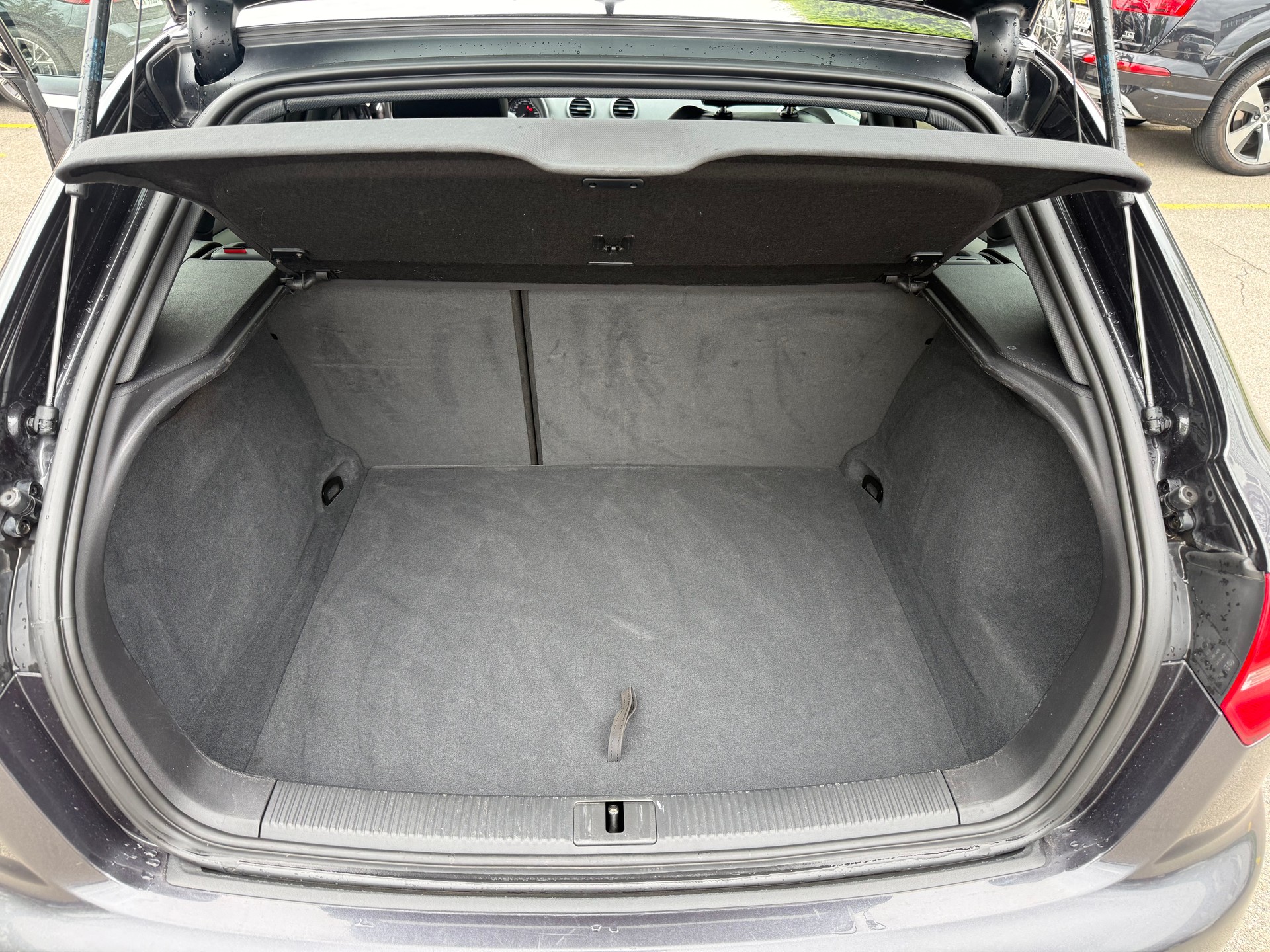 AUDI S3 Sportback 2.0 TFSI quattro-image-14