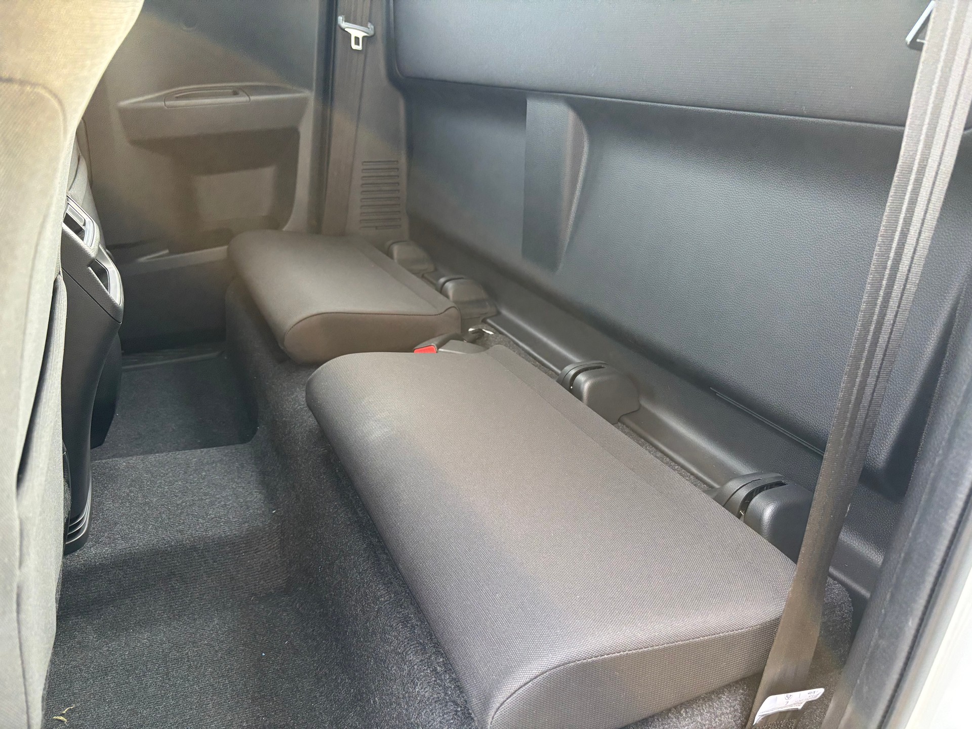 ISUZU D-MAX 1.9 Space Cab N60BB+ 4x4-image-6