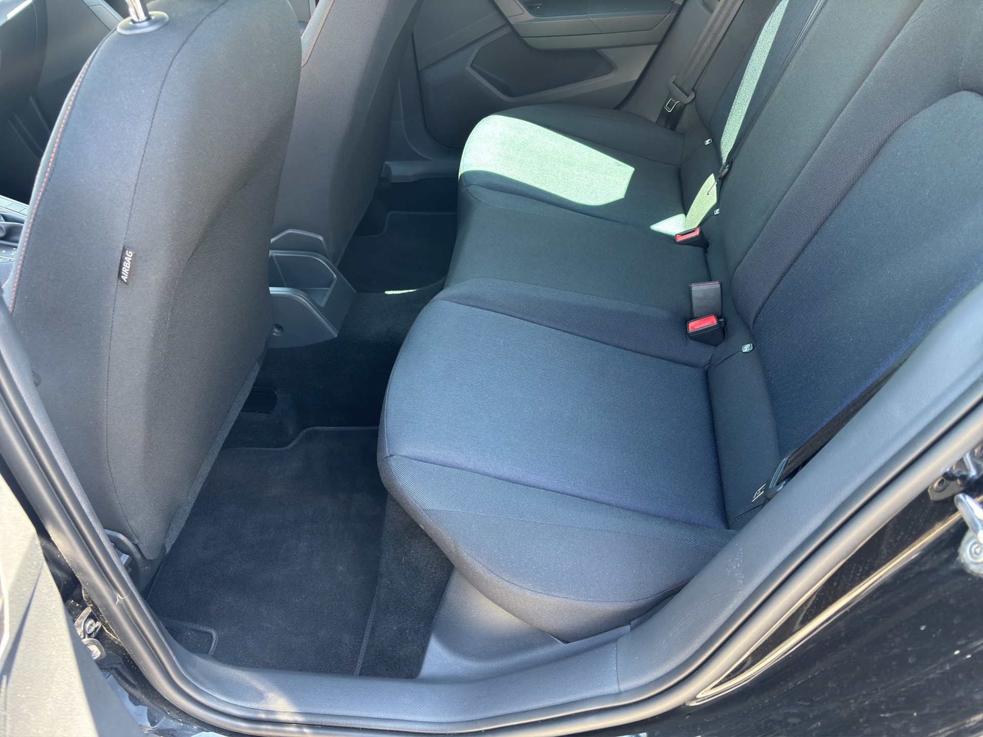 SEAT Ibiza 1.0 EcoTSI FR DSG-image-12