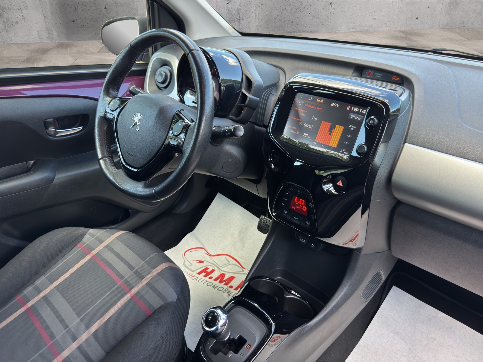 PEUGEOT 108 1.0 VTi Allure ETG-image-12