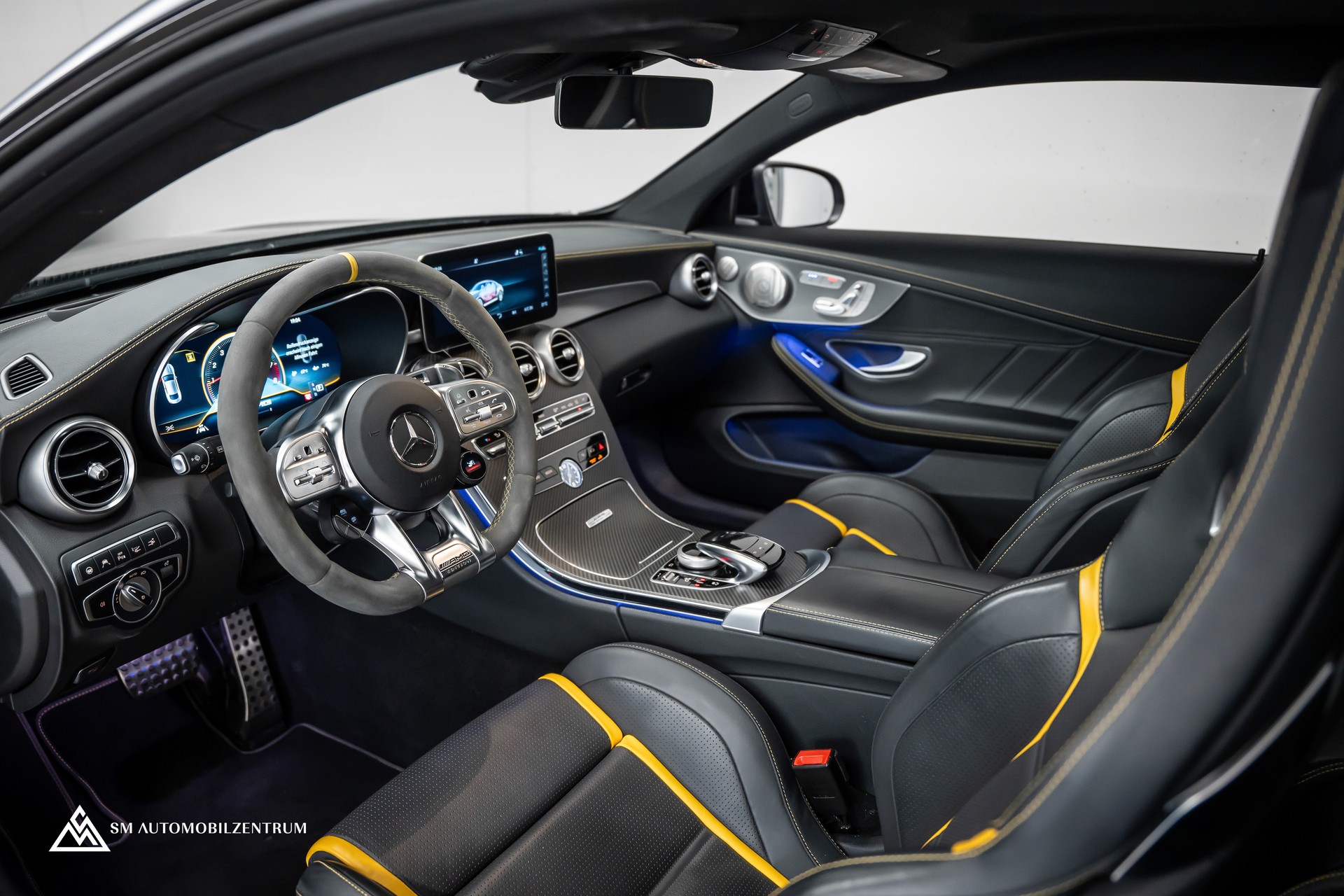MERCEDES-BENZ C 63 S AMG Coupé / 1 of 499 / Final Edition / Designo magno / Aero-image-10