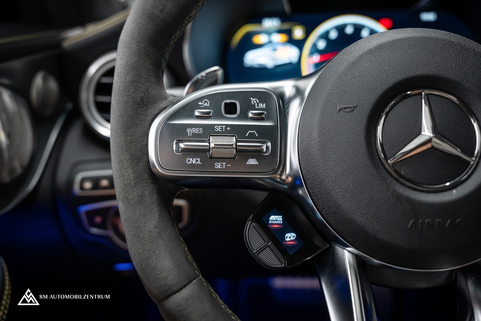 MERCEDES-BENZ C 63 S AMG Coupé / 1 of 499 / Final Edition / Designo magno / Aero-image-19