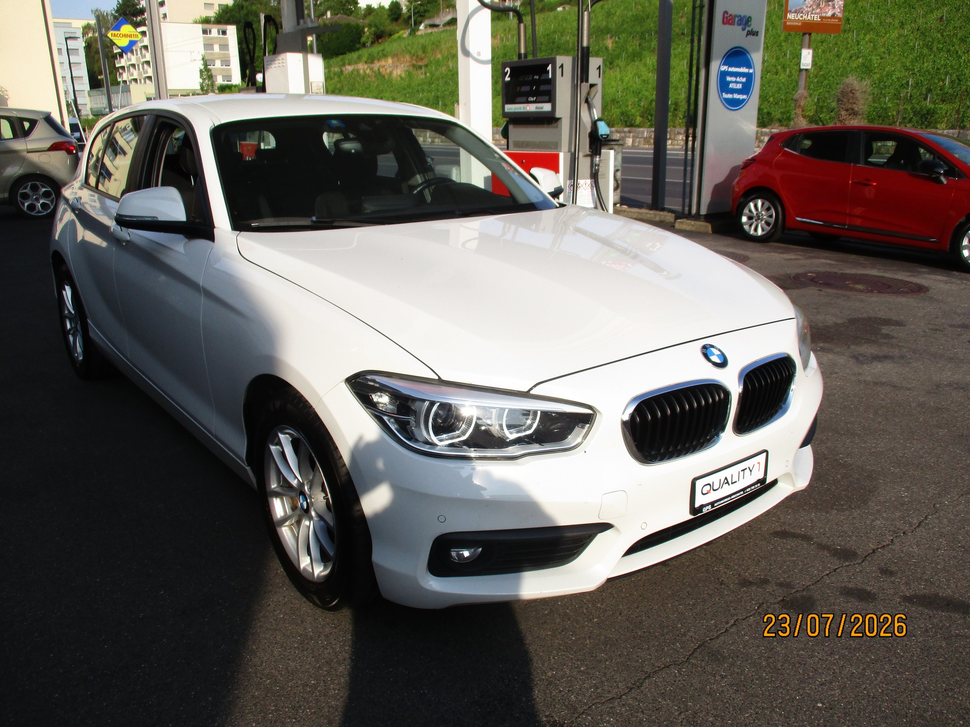 BMW 118i Steptronic-image-2