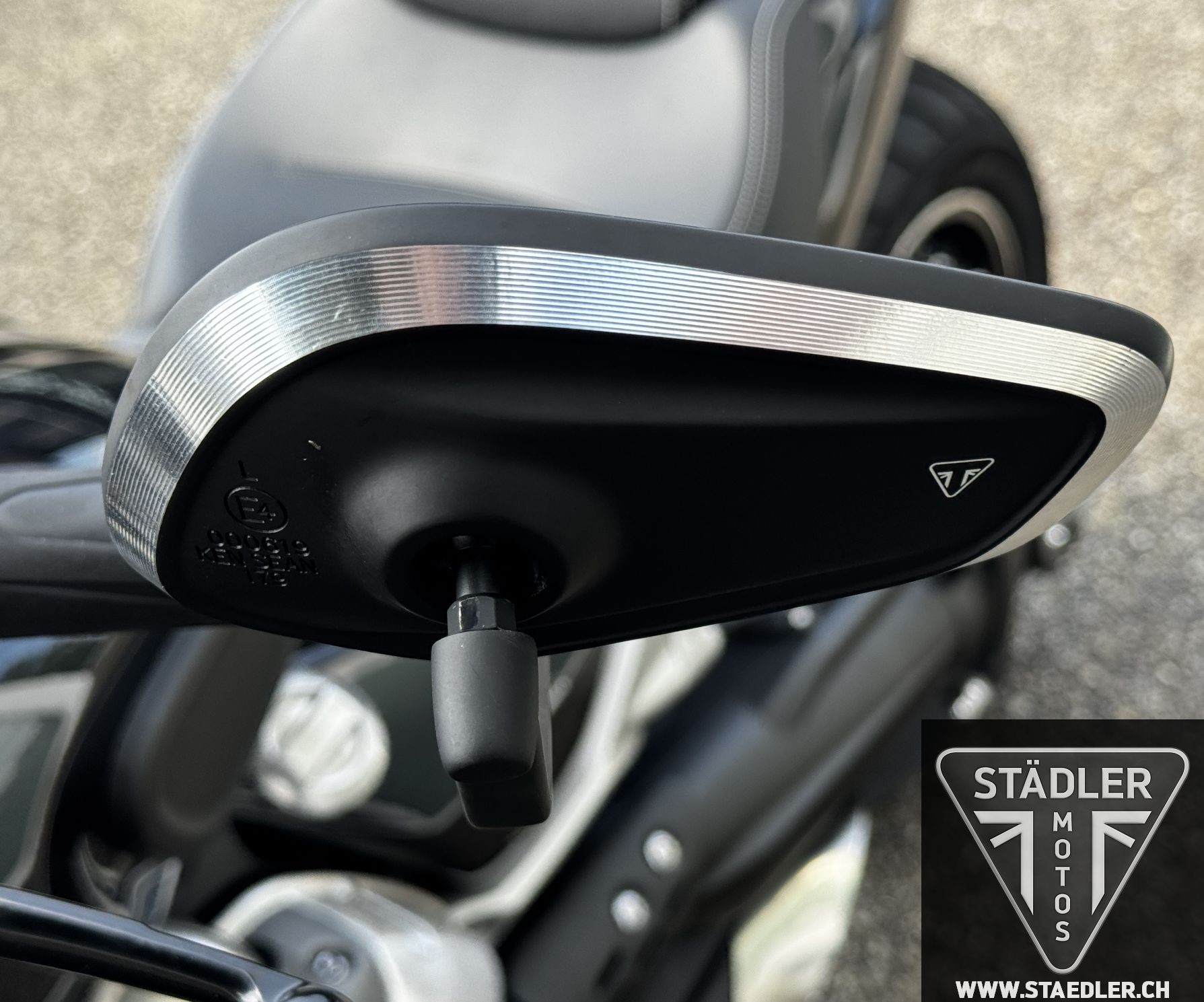 TRIUMPH Rocket 3 GT-image-14