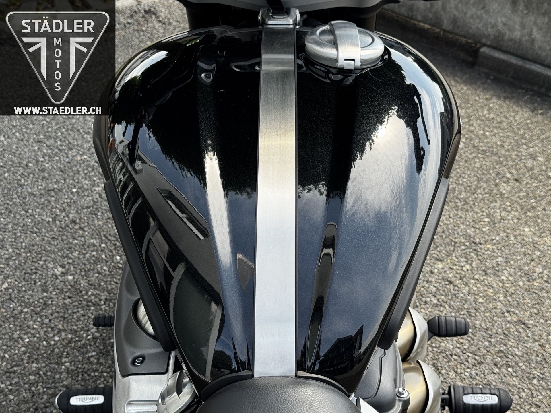 TRIUMPH Rocket 3 GT-image-12