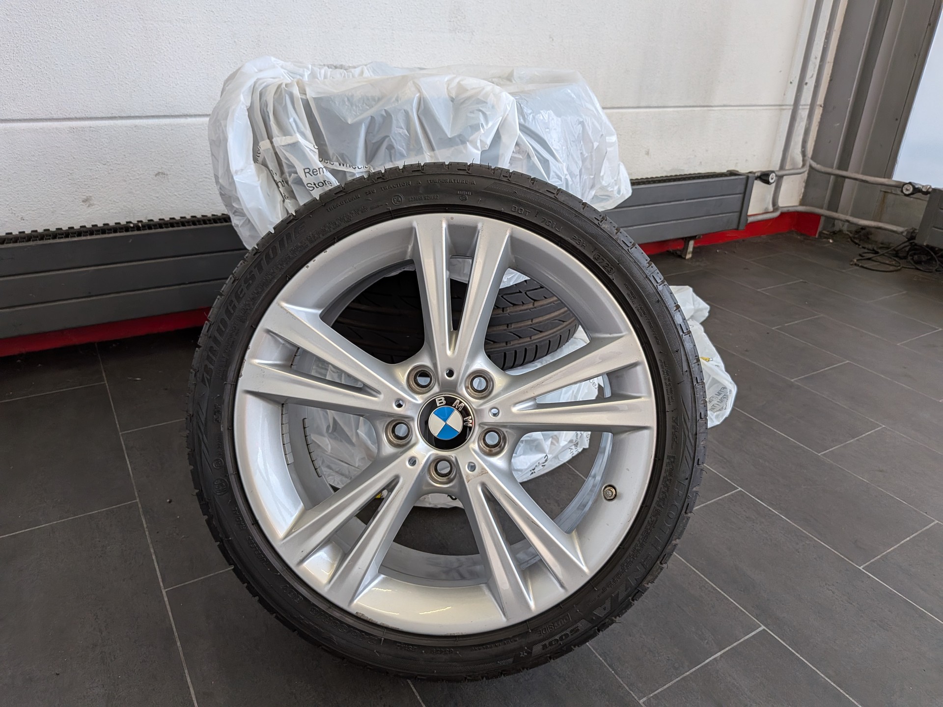 BMW 118i Urban Line Steptronic-image-15
