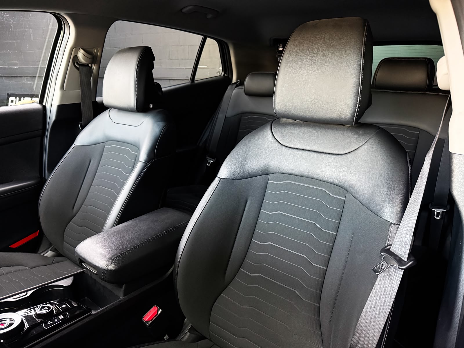 KIA Sportage 1.6CRDi Mild Hybrid Black Edition 4WD DCT-image-20