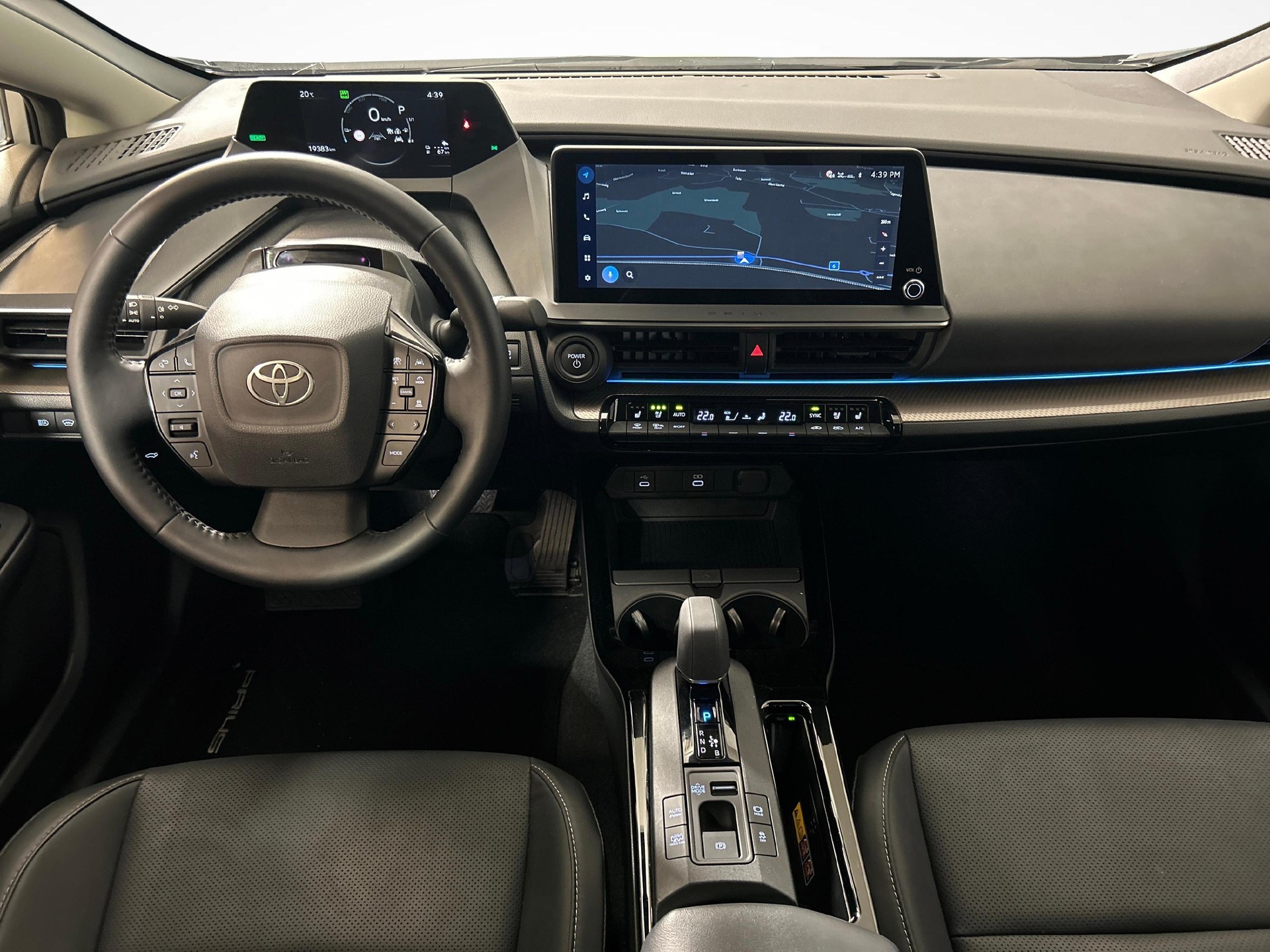 TOYOTA Prius 2.0 Plug-In-Hybrid Premium-image-7