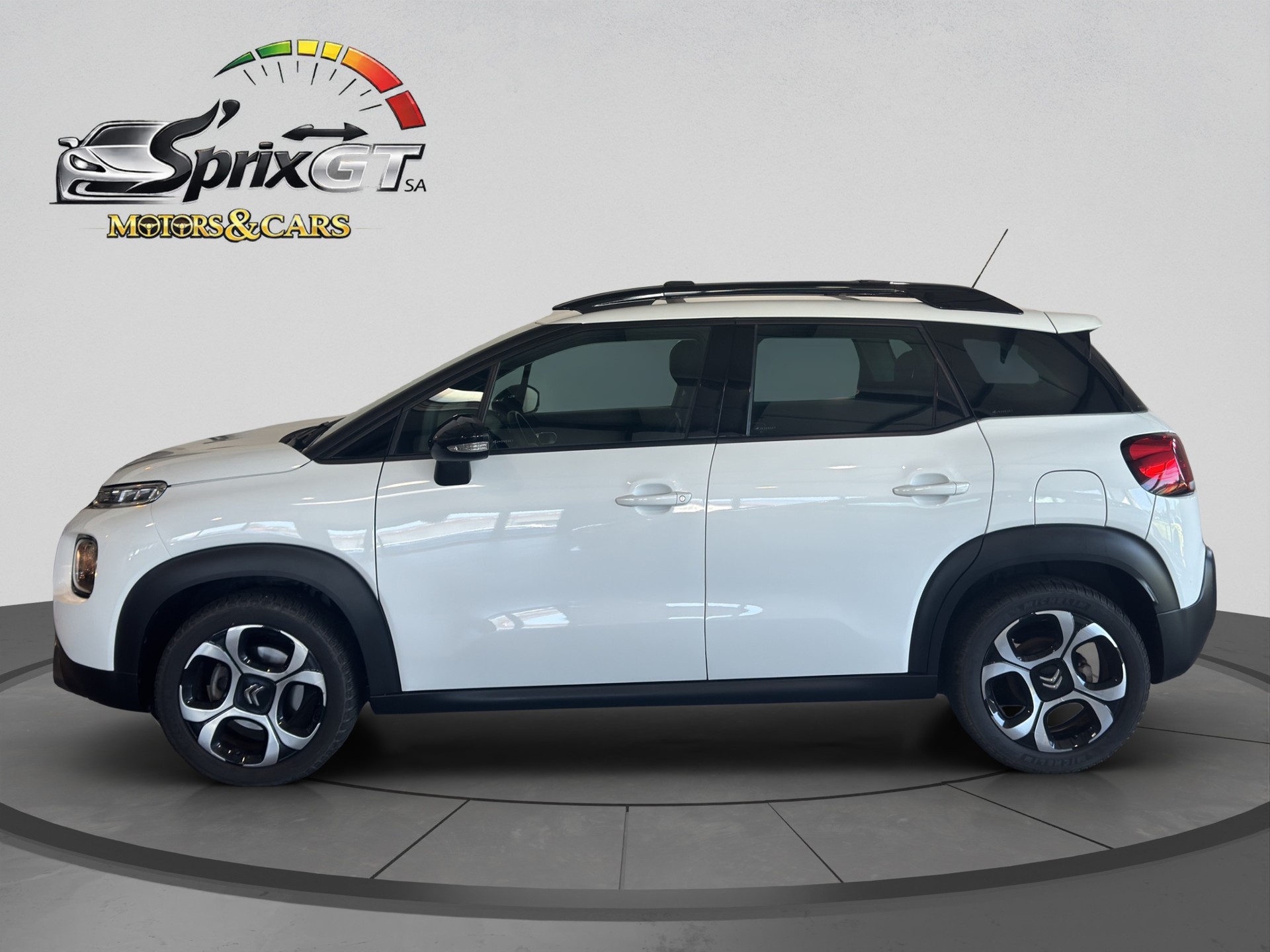 CITROEN C3 Aircross 1.2i PureTech Shine EAT-showroom-element-1