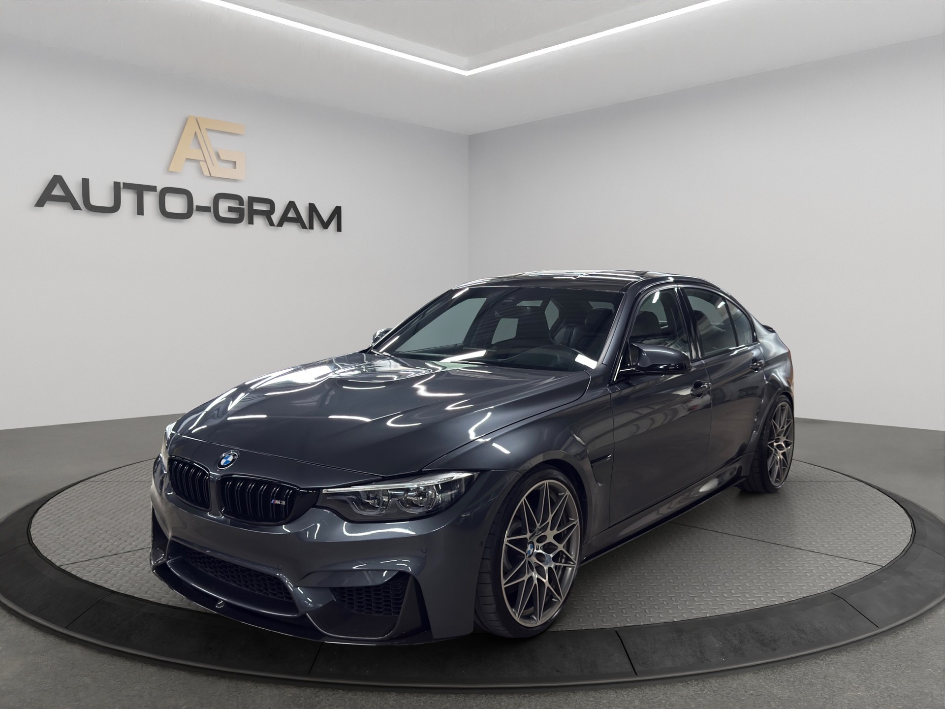 BMW M3 Competition Drivelogic