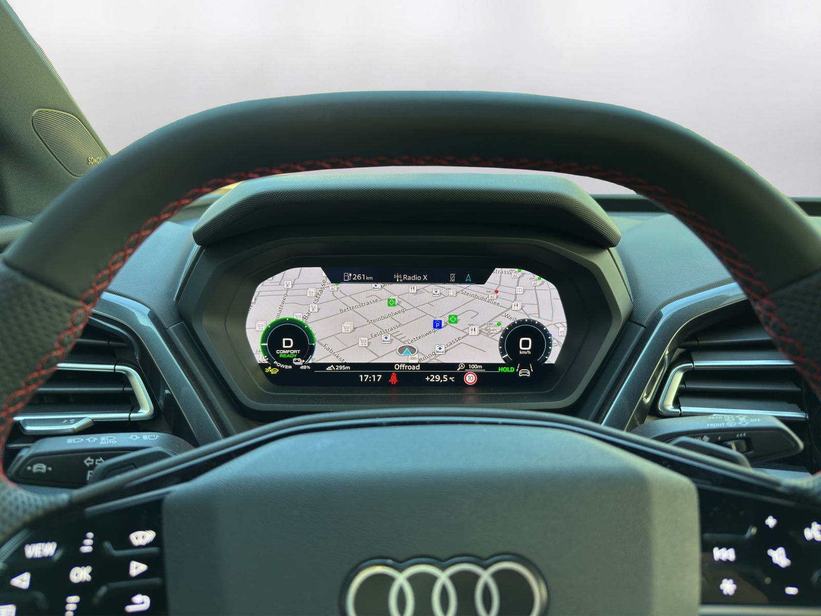 AUDI Q4 e-tron 45 Edition Swiss Ski quattro-image-7
