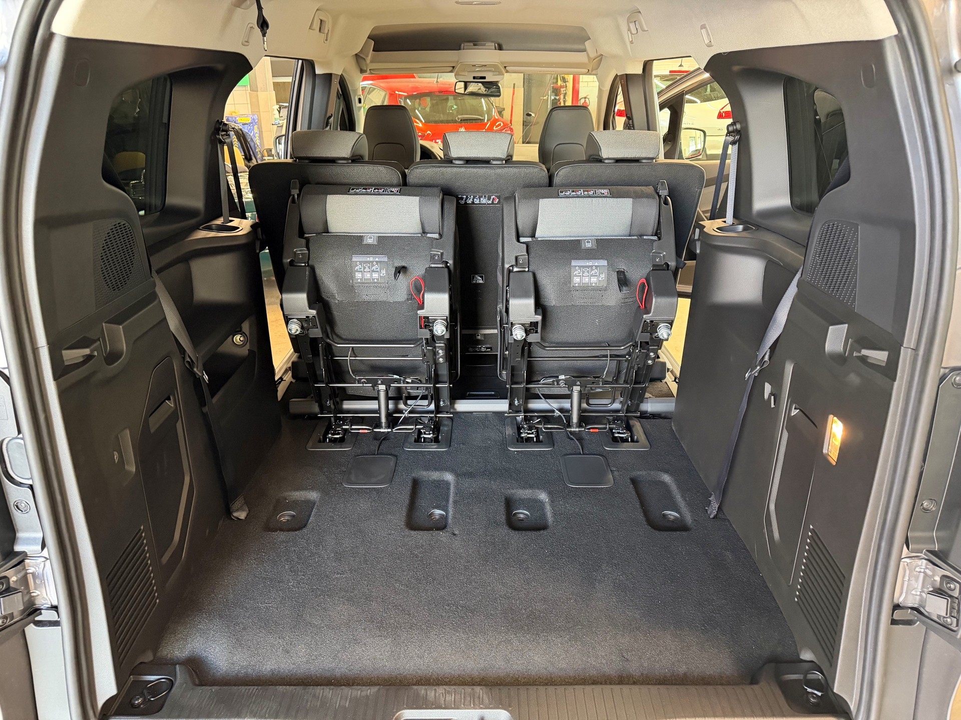 RENAULT Grand Kangoo 1.3 TCe 130 PF Techno EDC-image-14