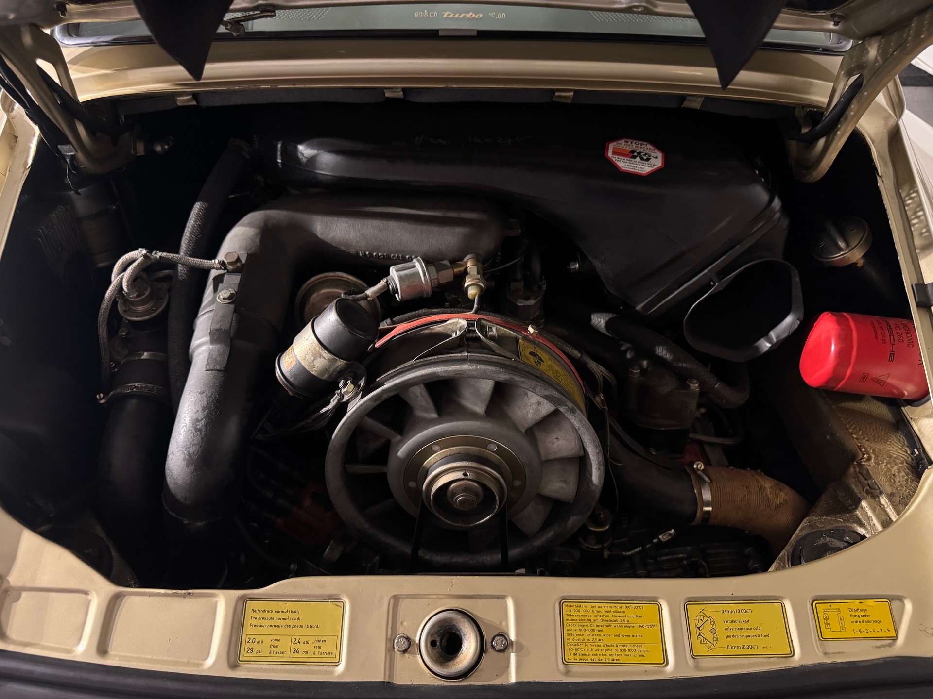 PORSCHE 911 Turbo-image-21