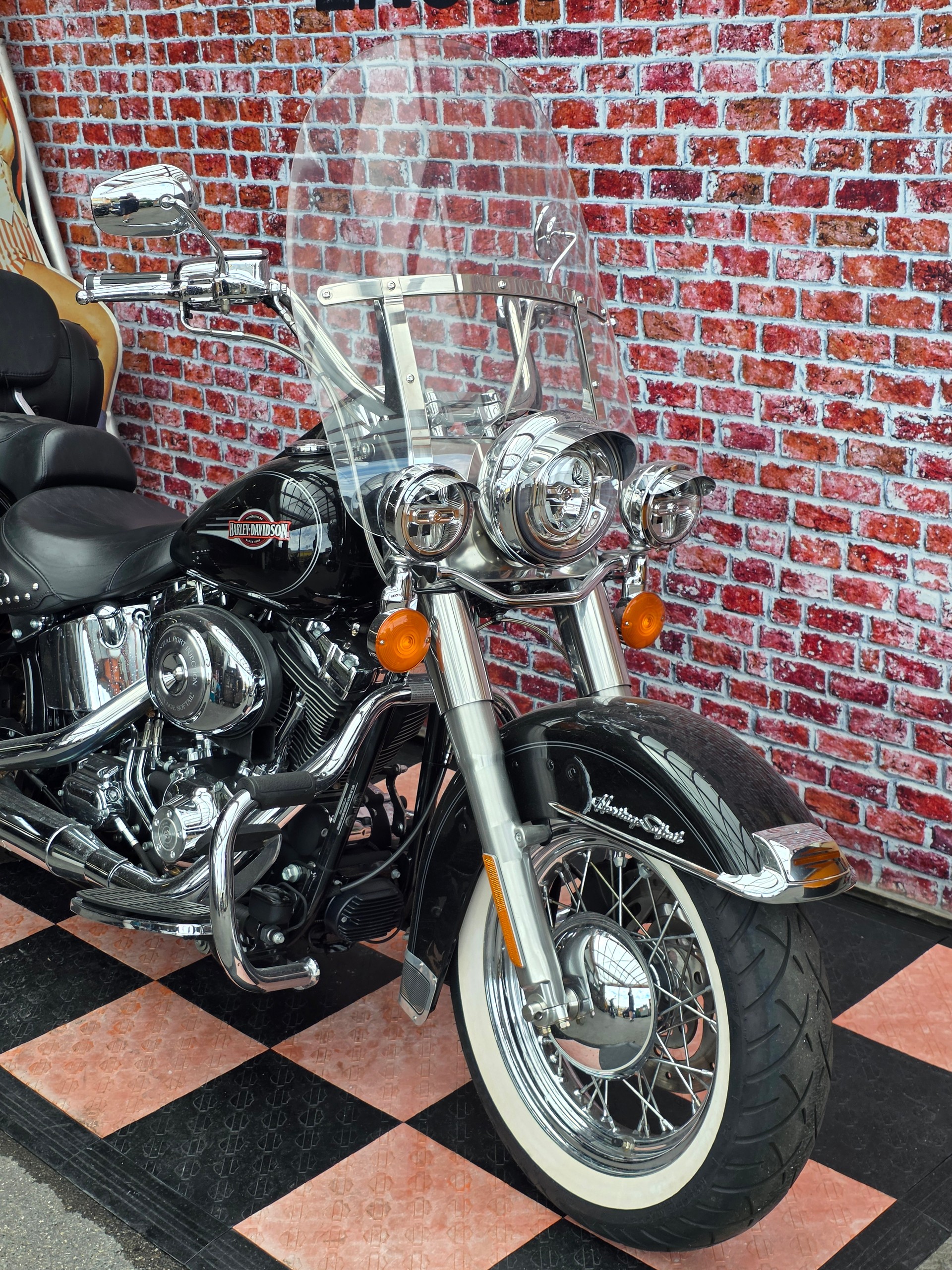 HARLEY-DAVIDSON FLSTCI Softail Classic-image-5