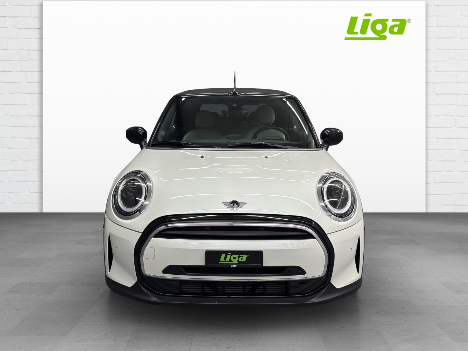 MINI Cabrio 1.5i Cooper-showroom-element-2