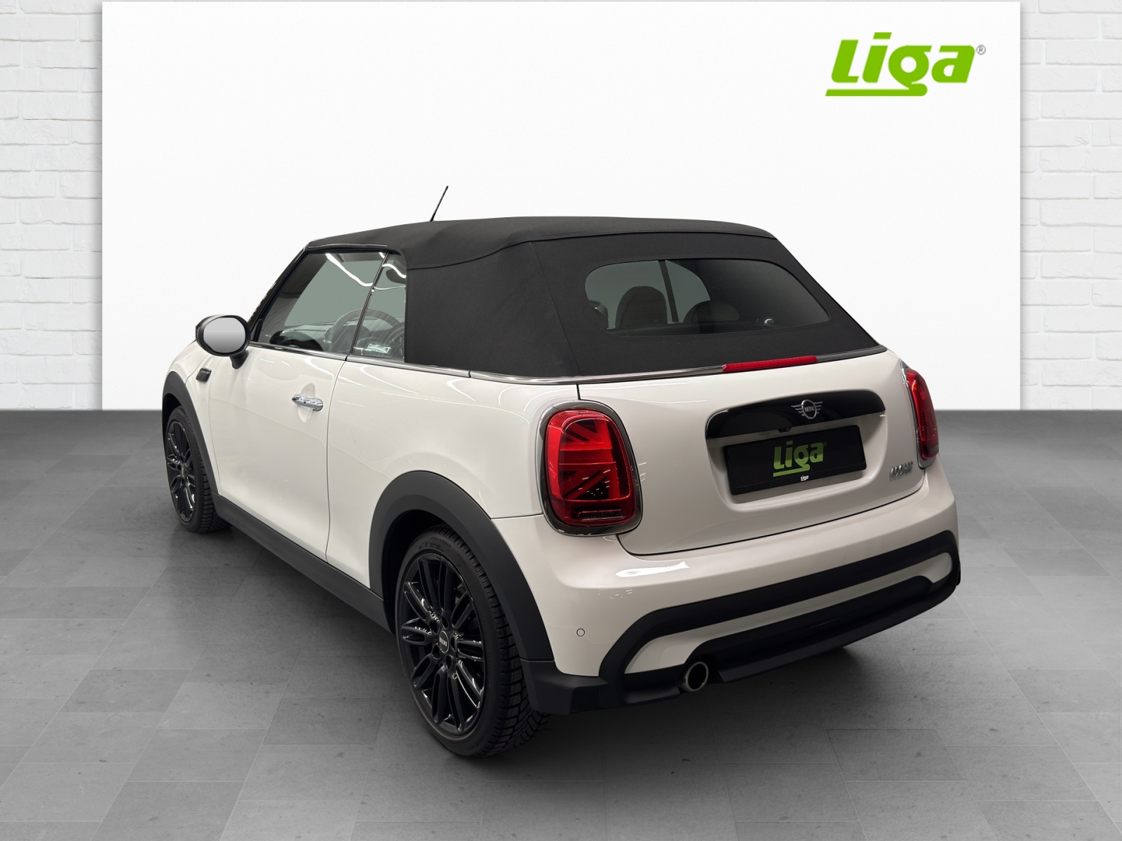MINI Cabrio 1.5i Cooper-showroom-element-3
