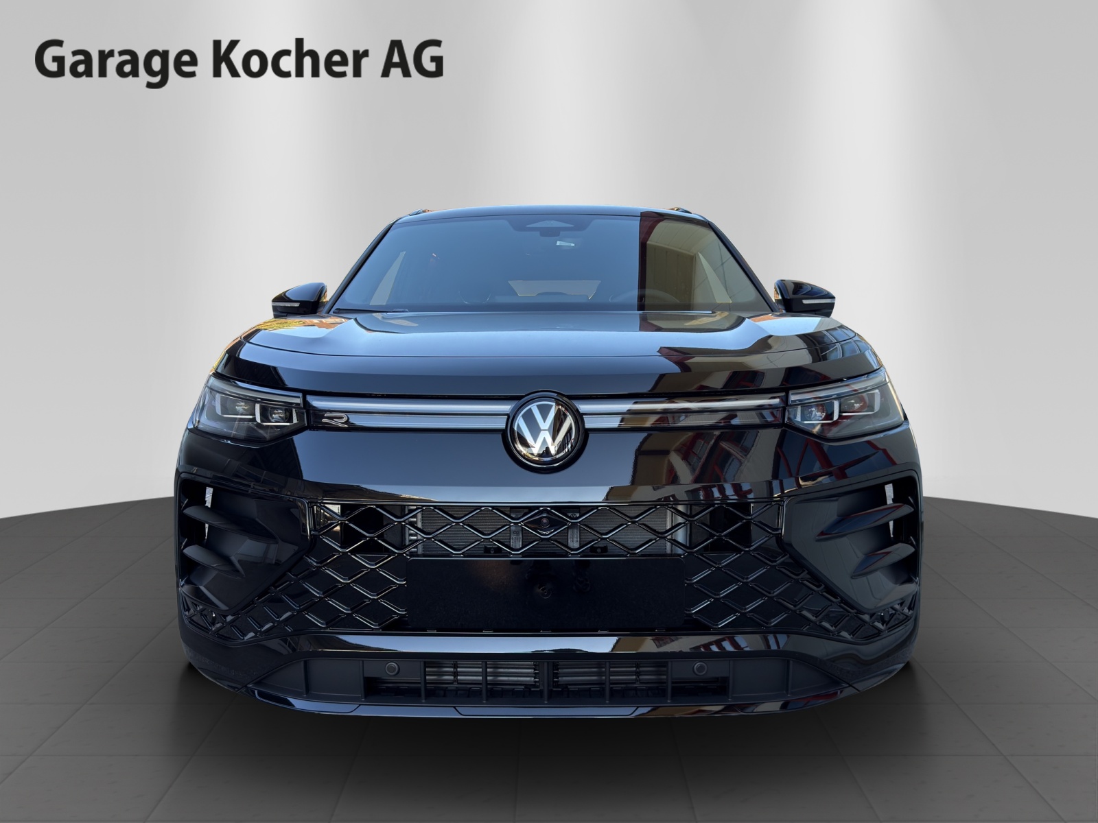 VW Tayron 2.0 TSI R-Line United DSG 4Motion-showroom-element-1