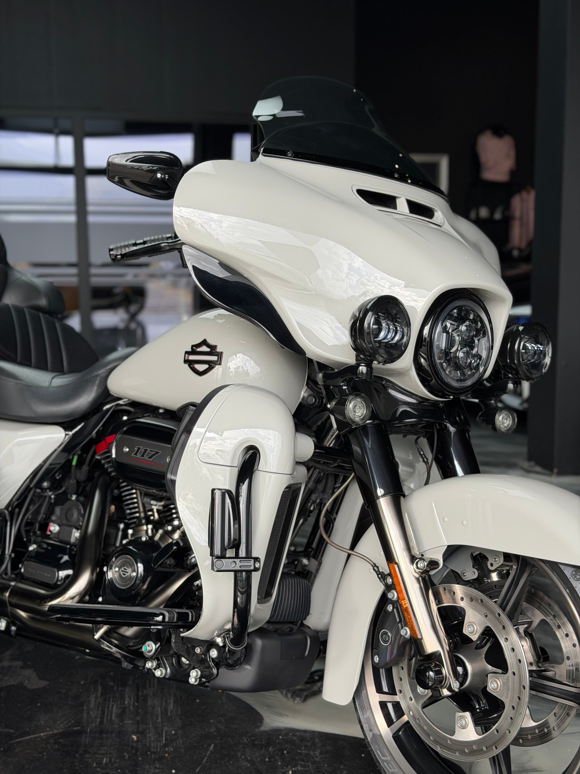 HARLEY-DAVIDSON FLHTKSE Electra Glide Ultra Limited 117 CVO-image-5