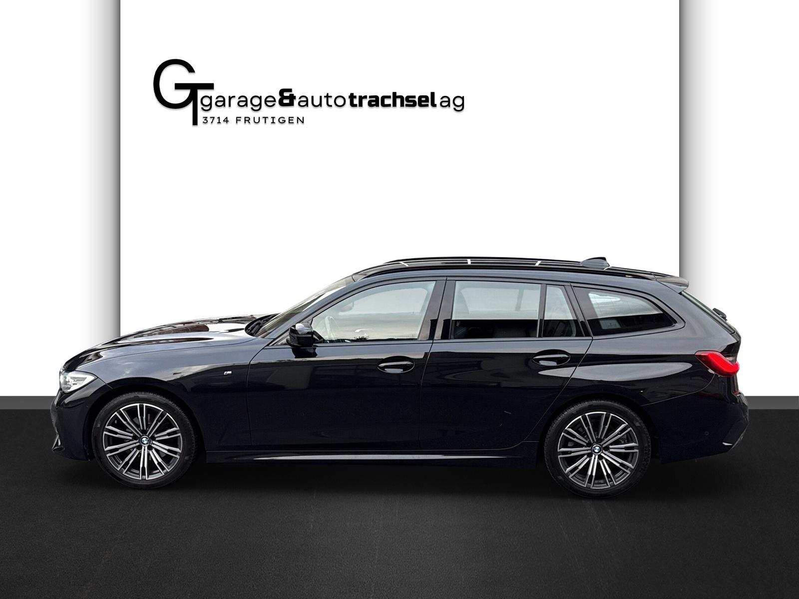 BMW 320d xDrive 48V Touring M Sport Steptronic-showroom-element-1